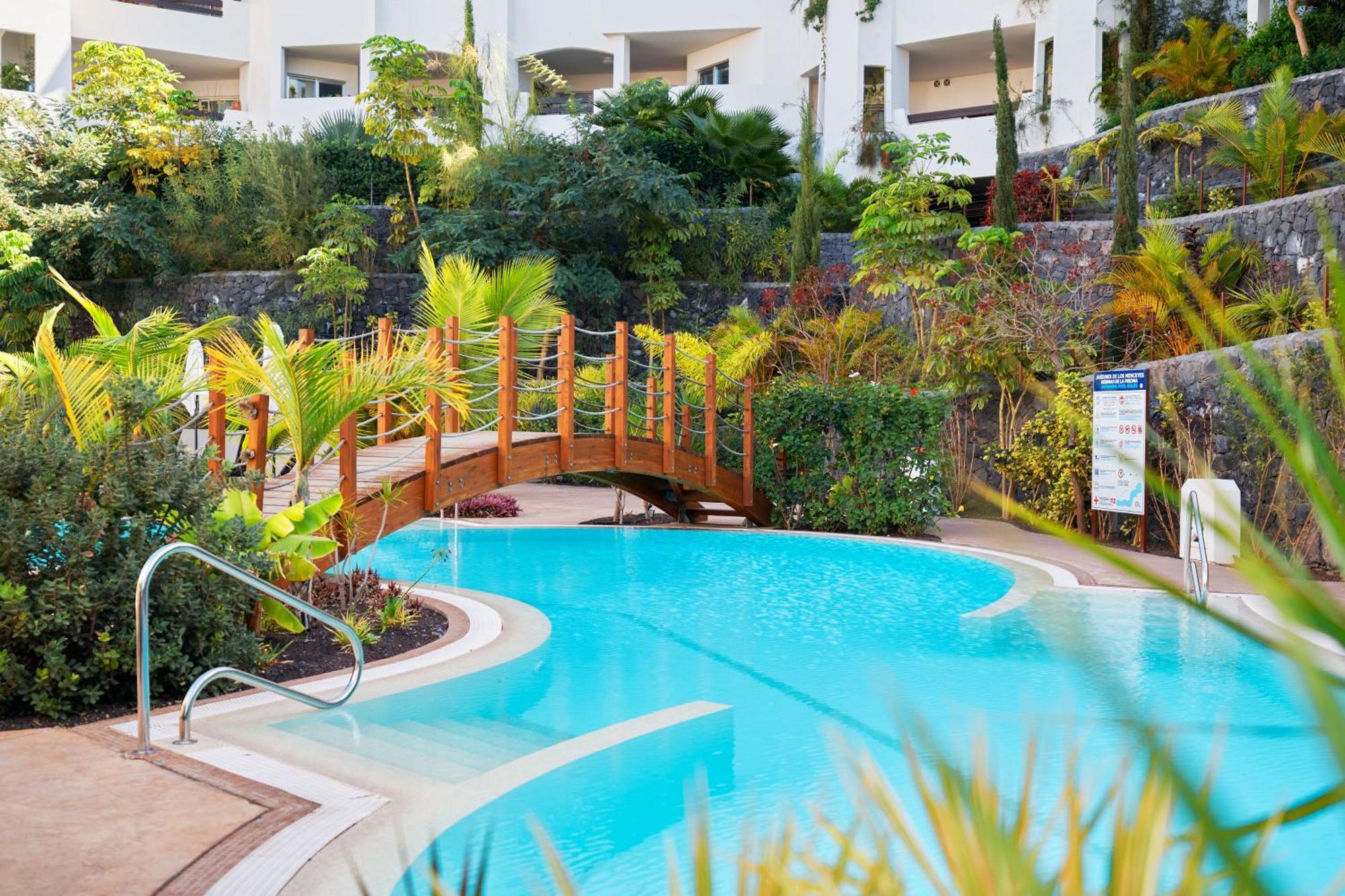 Exotic Garden Mar Palm-mar