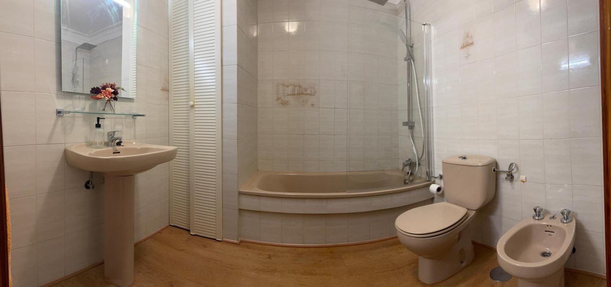 Appartement Precioso Frente Al Mar, Parking Y Club Deportivo *