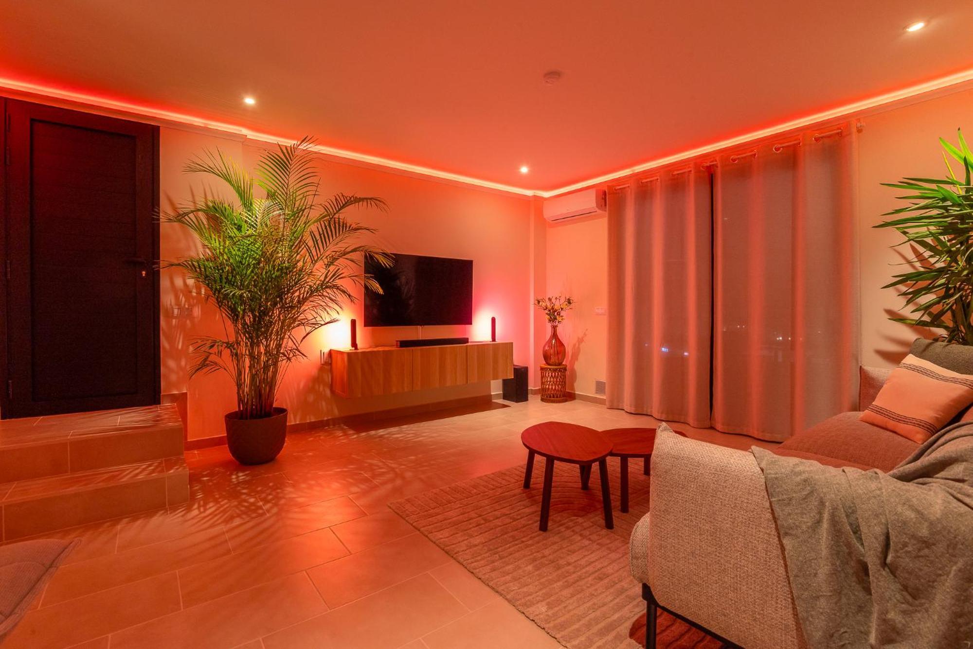 2 Bedroom Luxury With Sea View In Cristianos Appartement