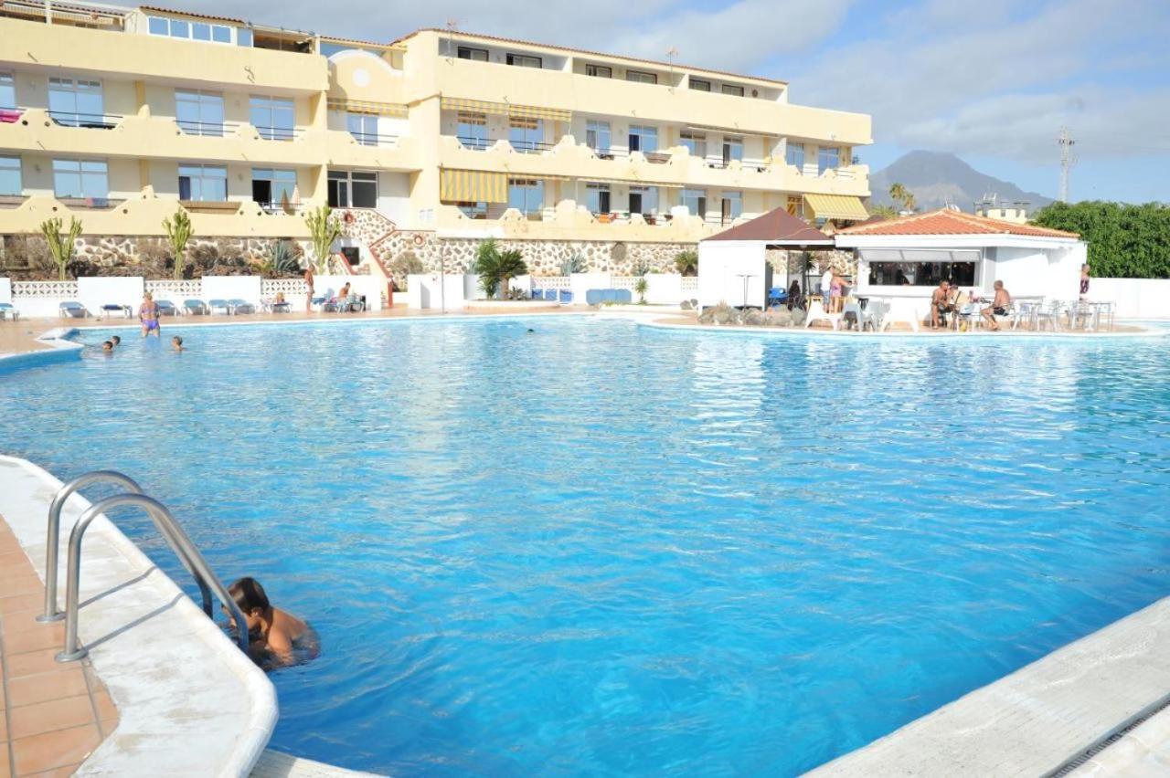 Marina Palace Vista Piscina Costa Adeje (Tenerife)