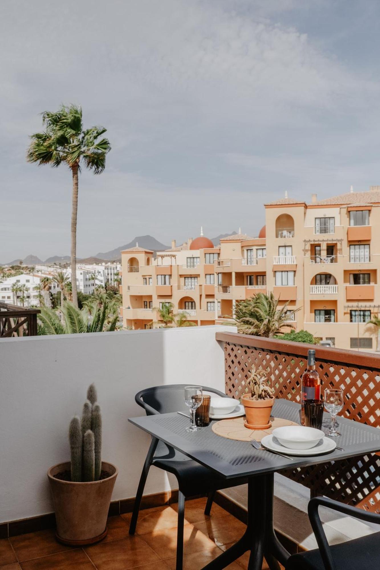 Alba Vista - Albatros Park In Golf Del Sur Tenerife - Heated Pool & Teide View
