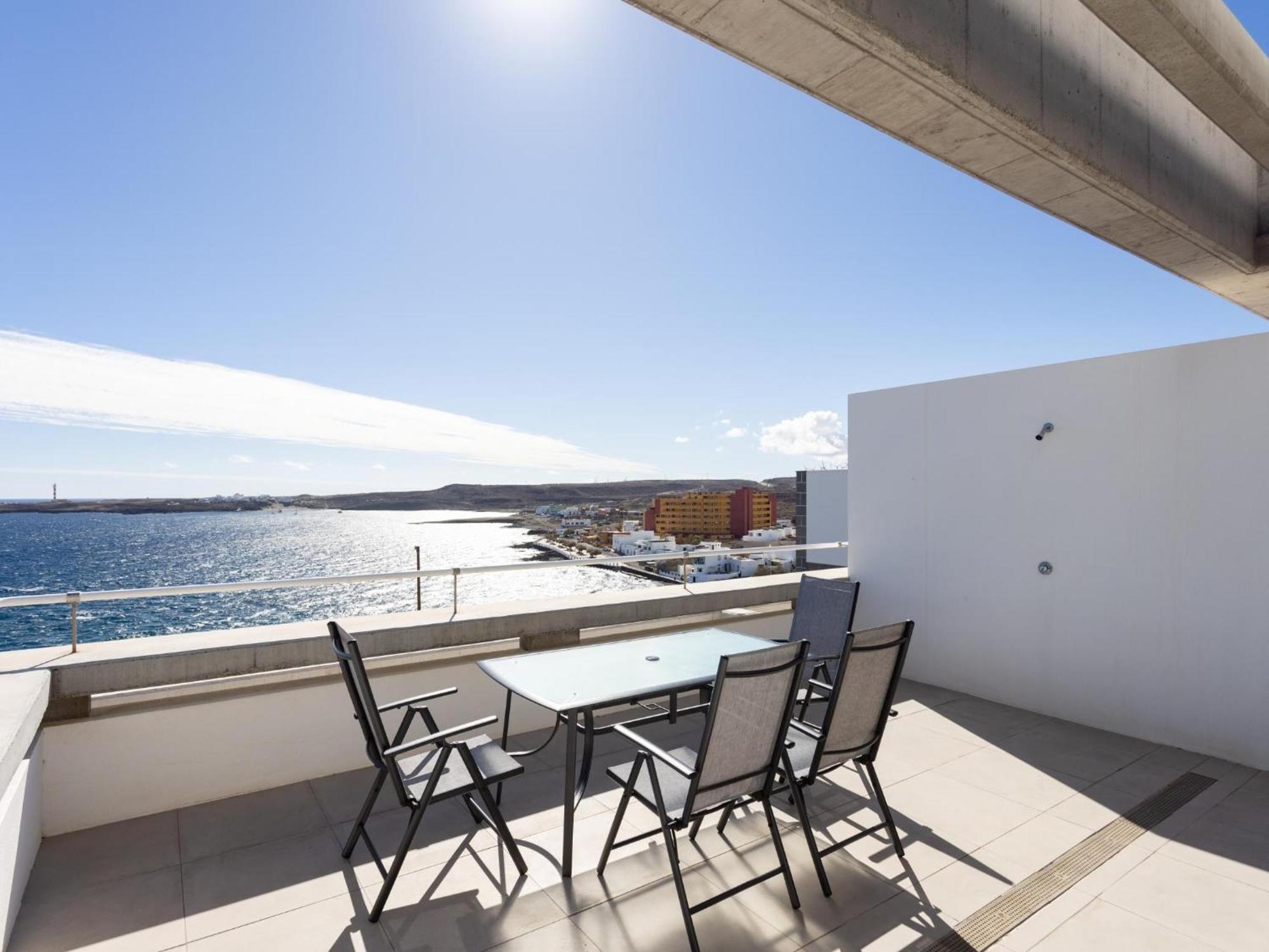 Ek Rodelas Poris Apartamento