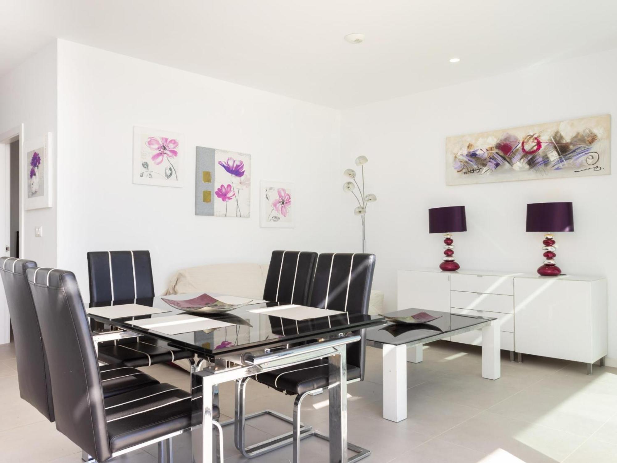 Ek Rodelas Poris Apartamento