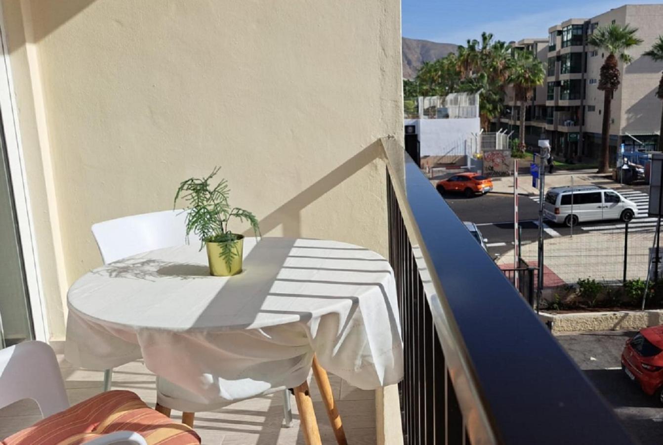 Apartment Shining Gold El Dorado With Free Parking And Wifi Playa de las Americas (Tenerife)