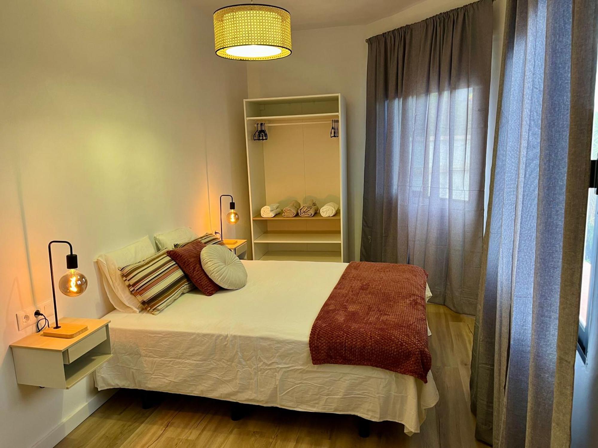 Lacasadelchorro Holiday home *