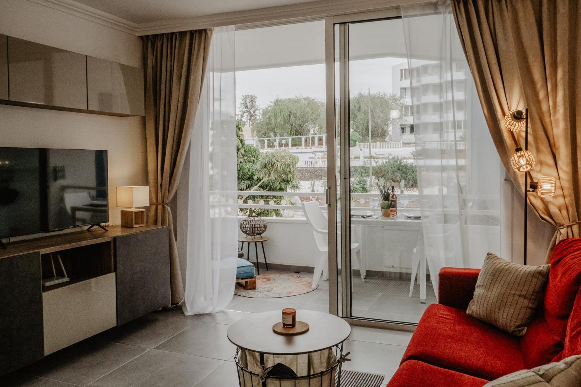 Sunny Escape - Park In Golf Del Sur Tenerife Apartment