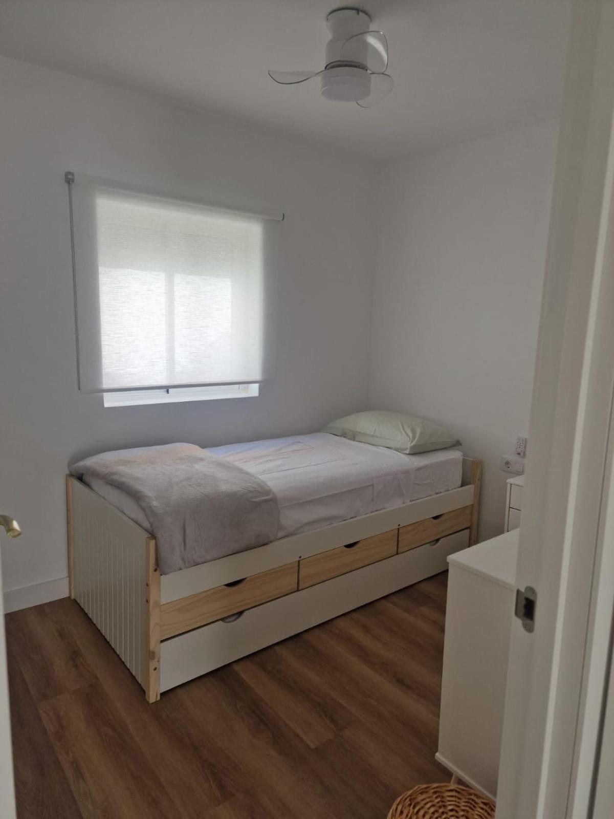 La Casita De Emily - Reformada, Bien Situada Y Con Piscina Amplia Holiday home *