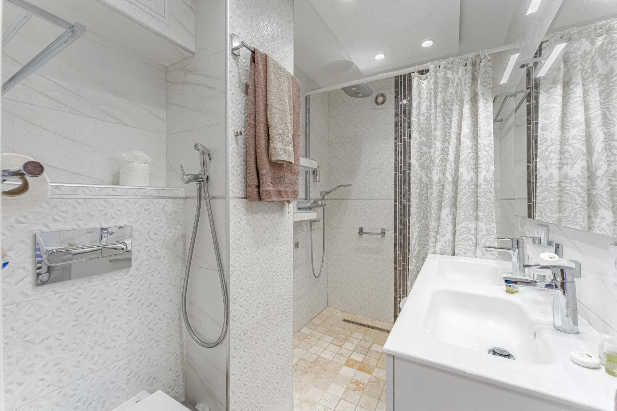 Appartement Hermitage Homes Tds *