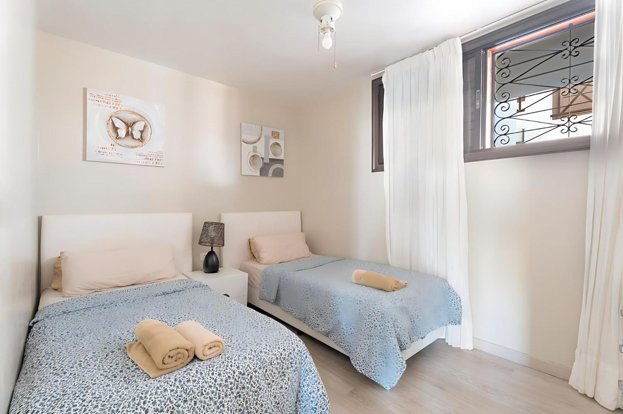 Appartement En Tenerife Sur, Parque Santiago 2 *