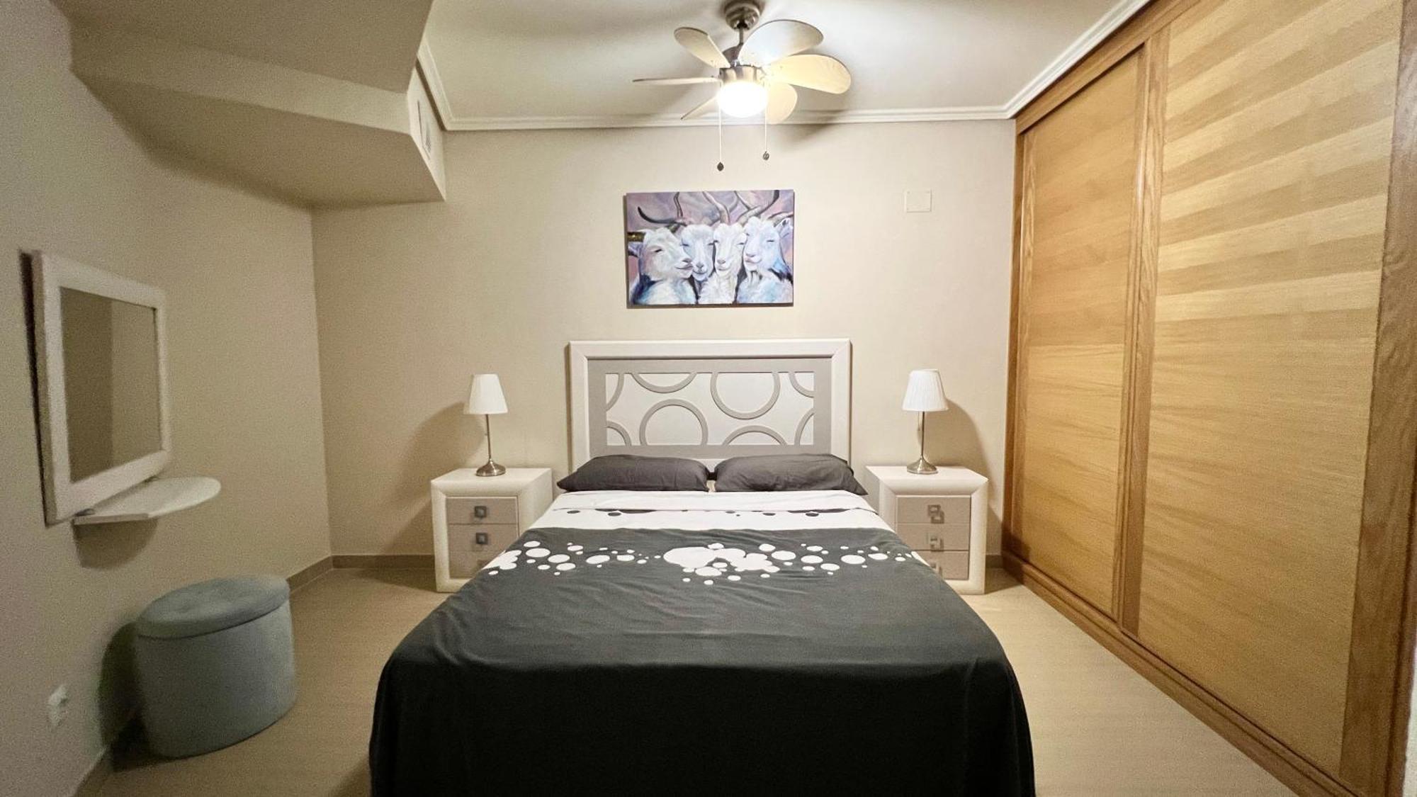 2-bedroom With Terrace Vistaroja Apartment *