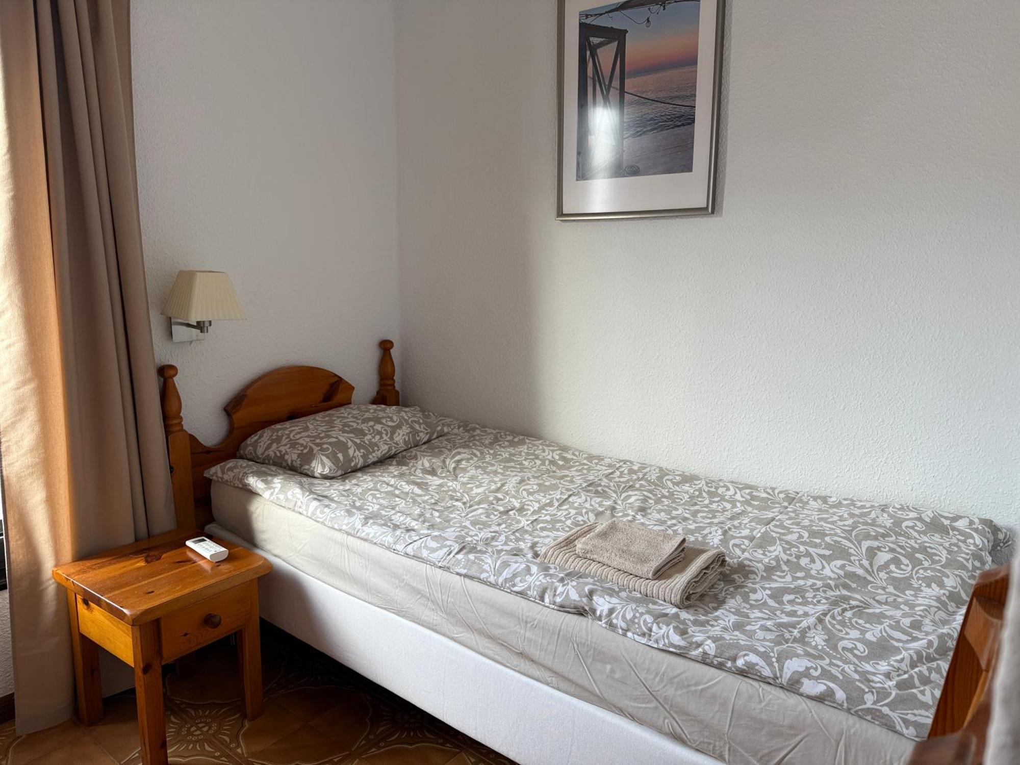 Sunny 2-bedroom In Parque Santiago Ii Apartment Playa de las Americas (Tenerife)