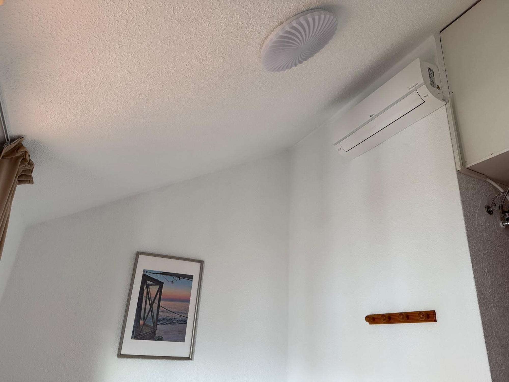 Apartment Sunny 2-bedroom In Parque Santiago Ii