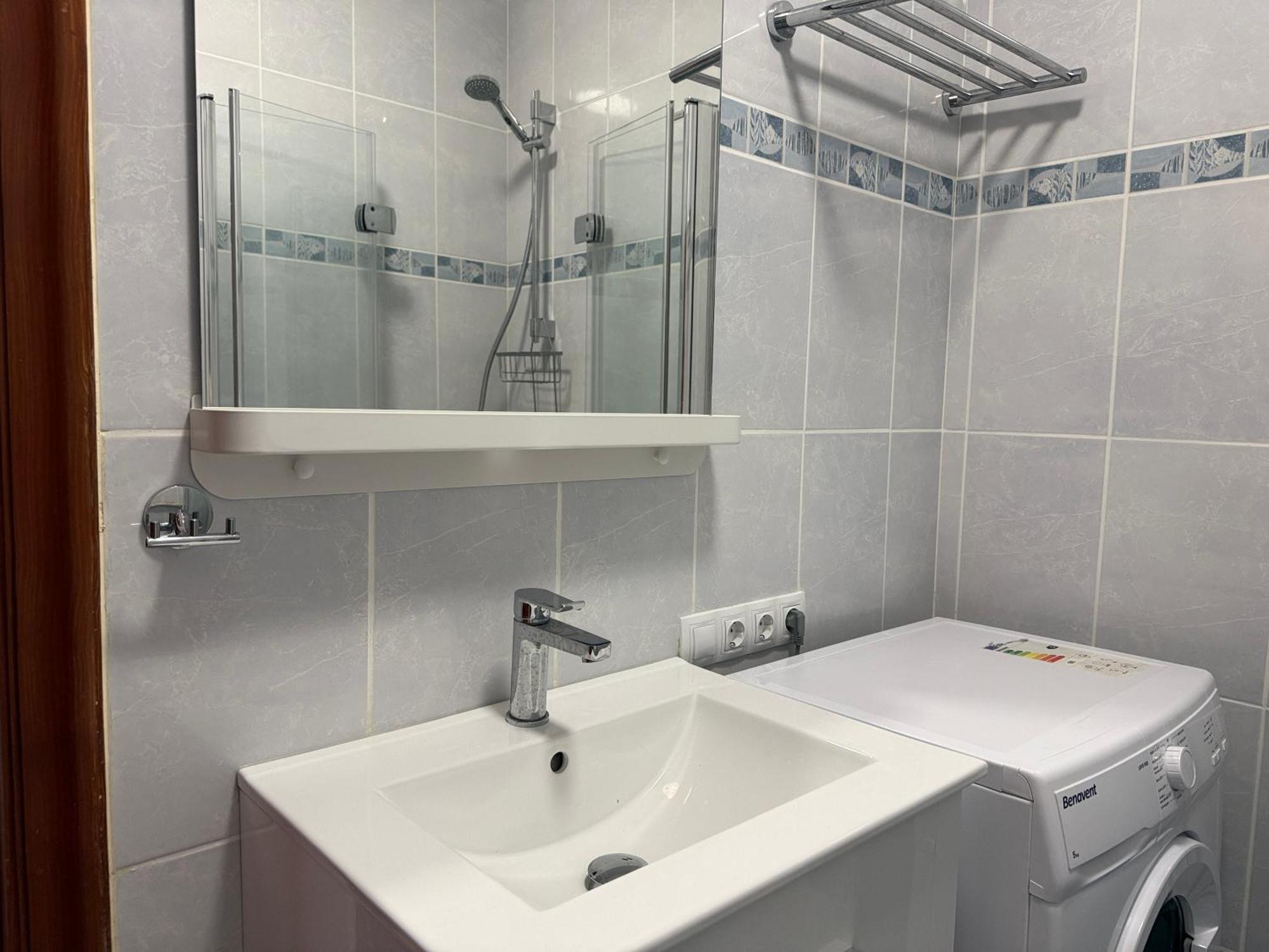 Sunny 2-bedroom In Parque Santiago Ii Apartment Playa de las Americas (Tenerife)