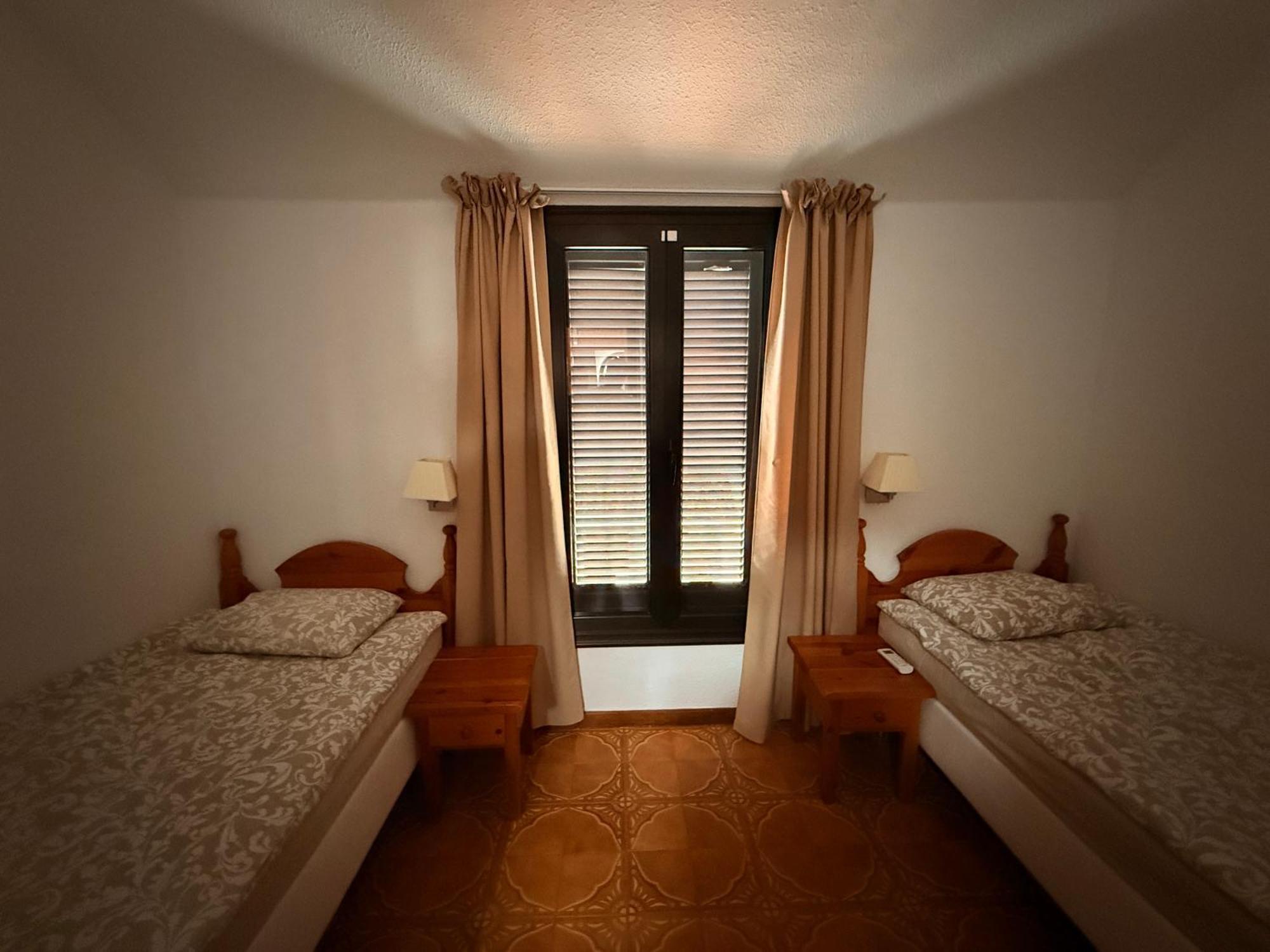 Apartment Sunny 2-bedroom In Parque Santiago Ii Playa de las Americas (Tenerife)