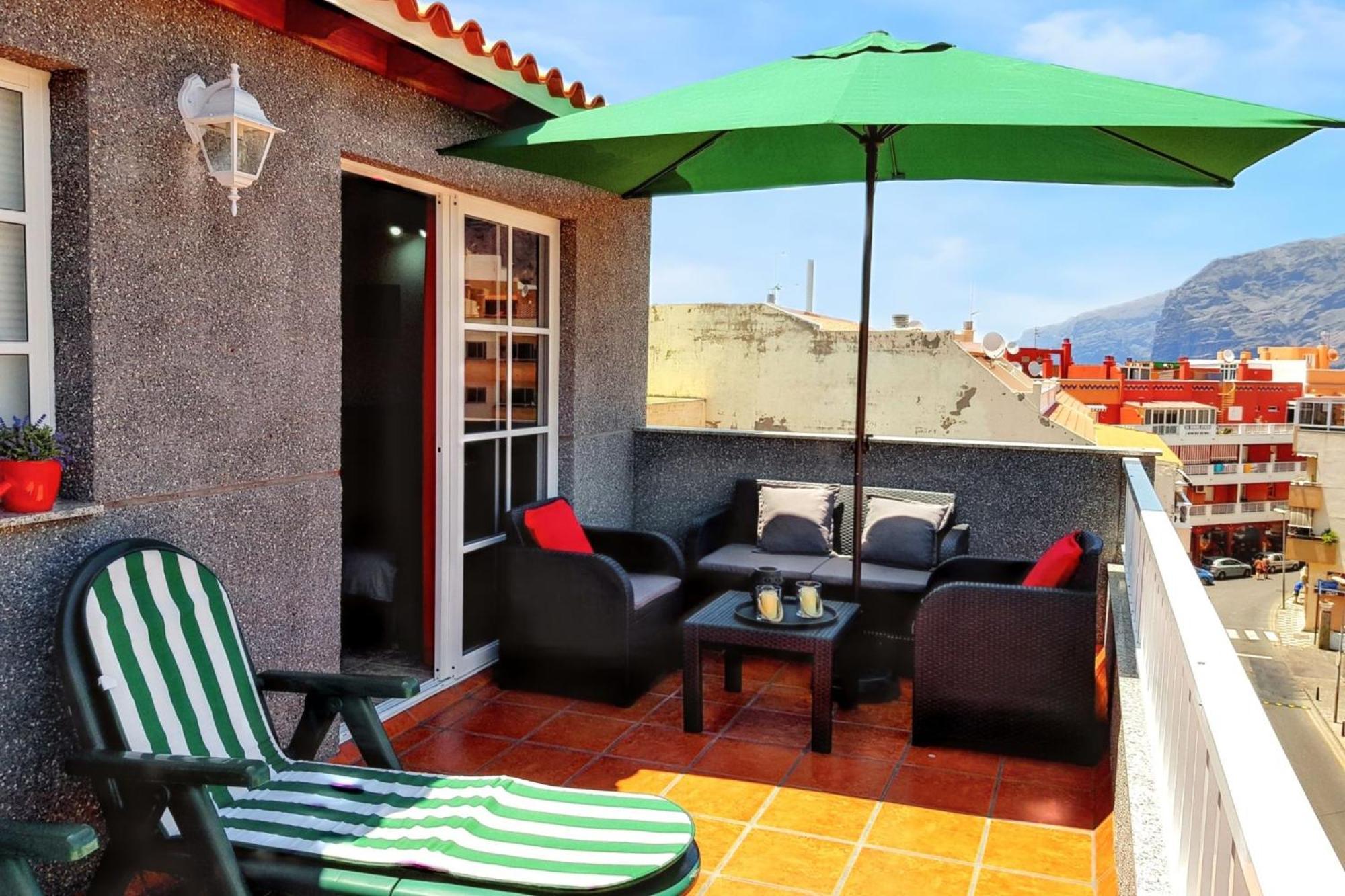 Modern Mountain View Puerto De Santiago Apartment *