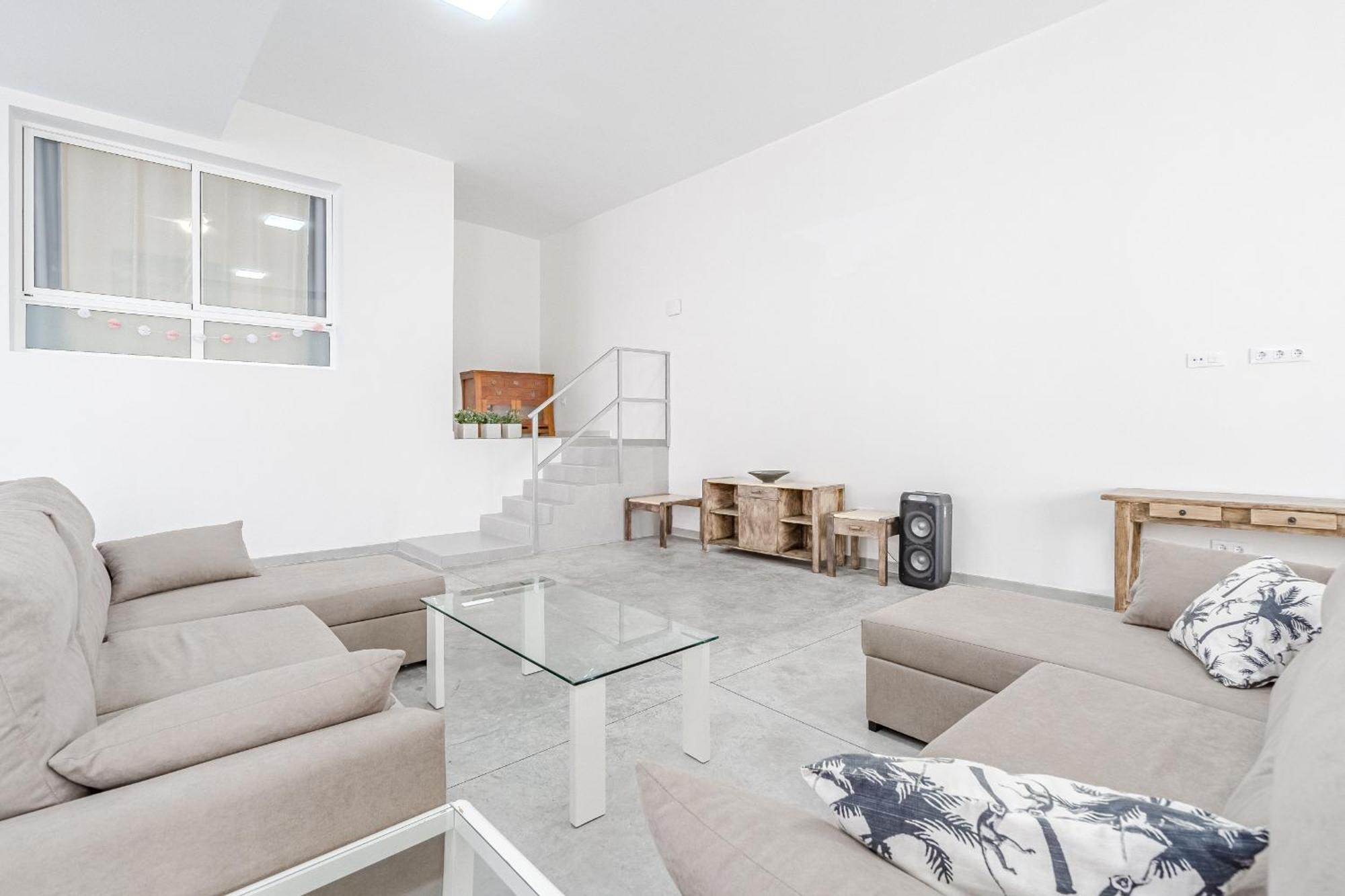 Loft Experience Sea View & Private Garden