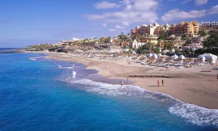 In Playa De Americas 1 Apartment *