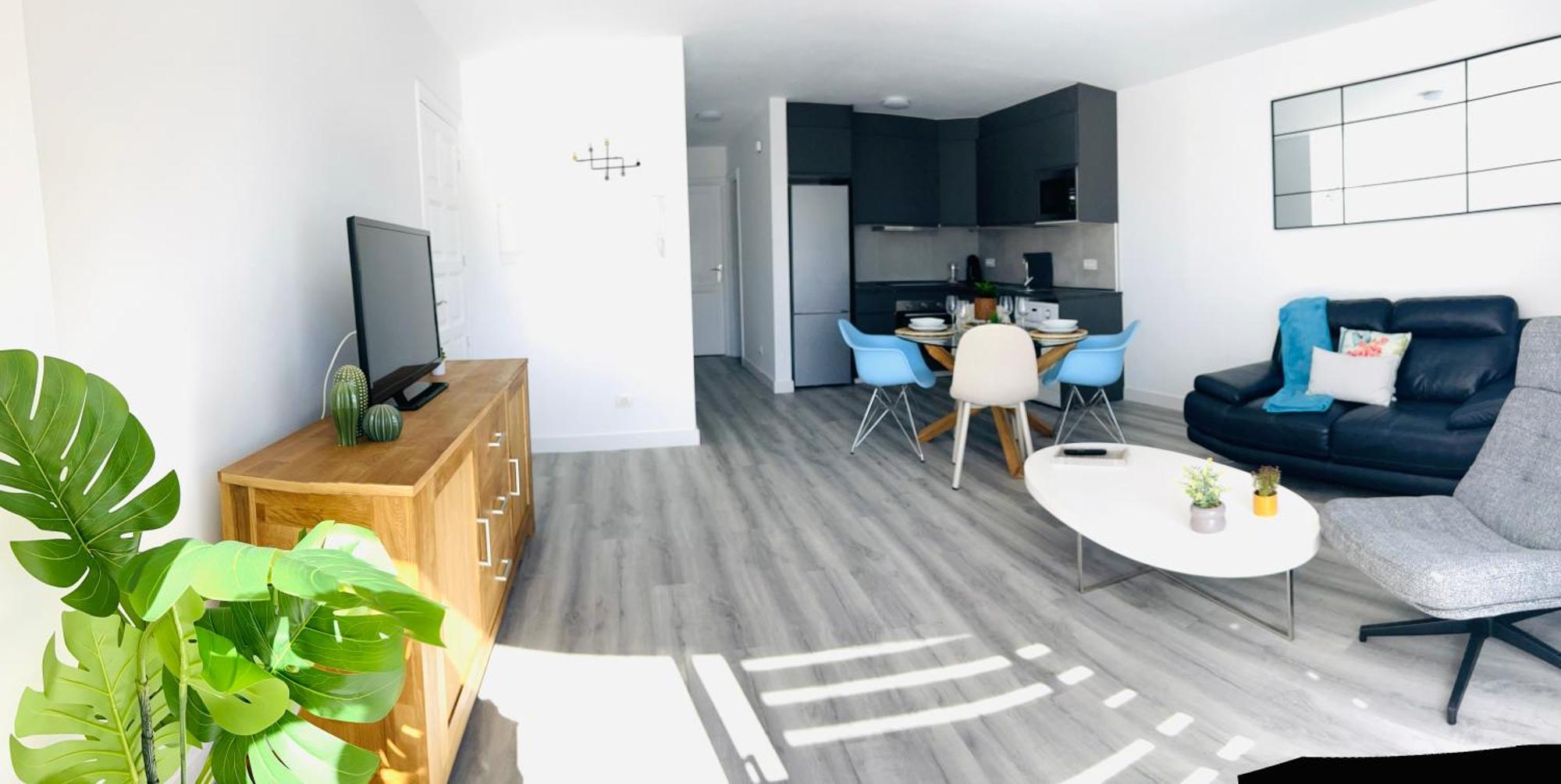 Linares - Playa De Cristianos 2 Bed Appartement