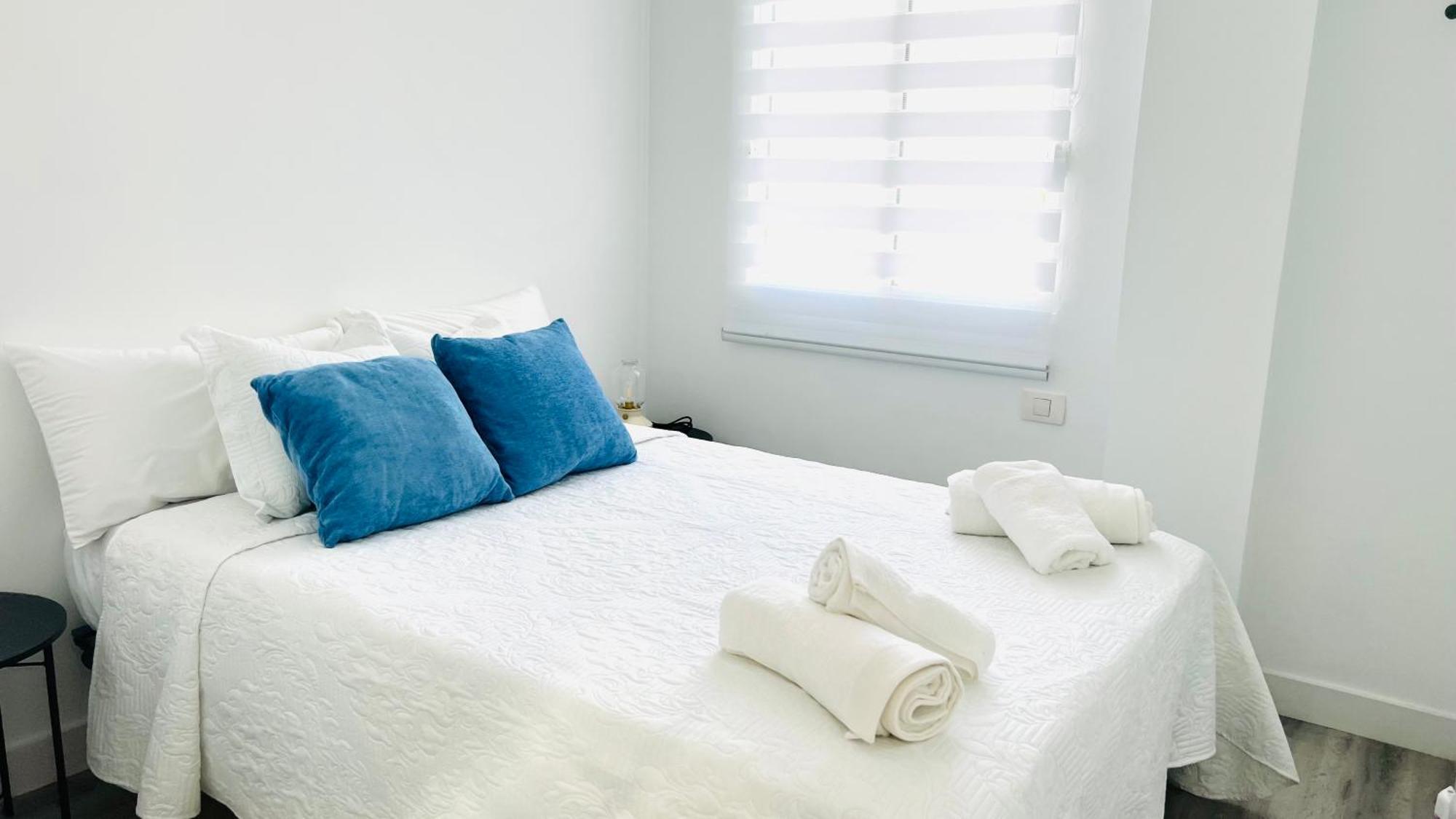Linares - Playa De Cristianos 2 Bed Apartment *
