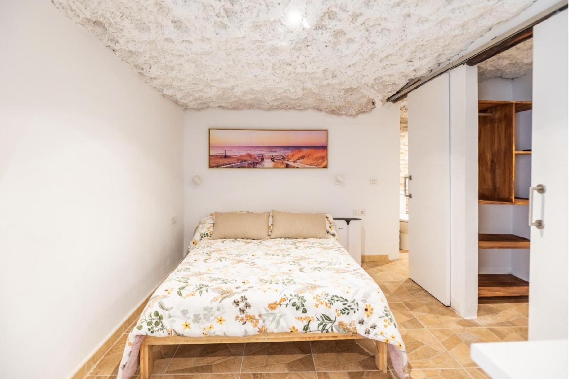 Cave Experience Holiday home *