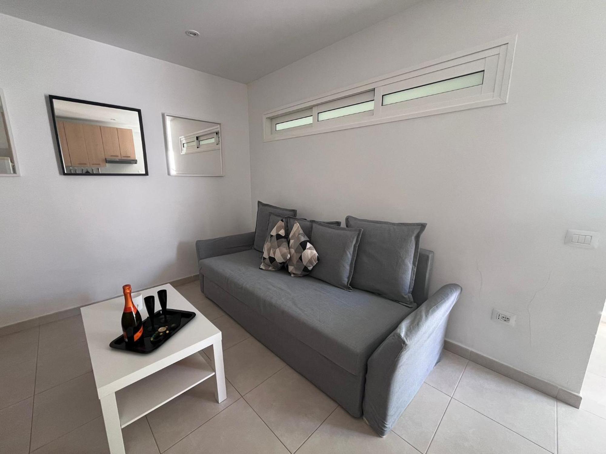 Blu Sky Dream -chayofita Appartement