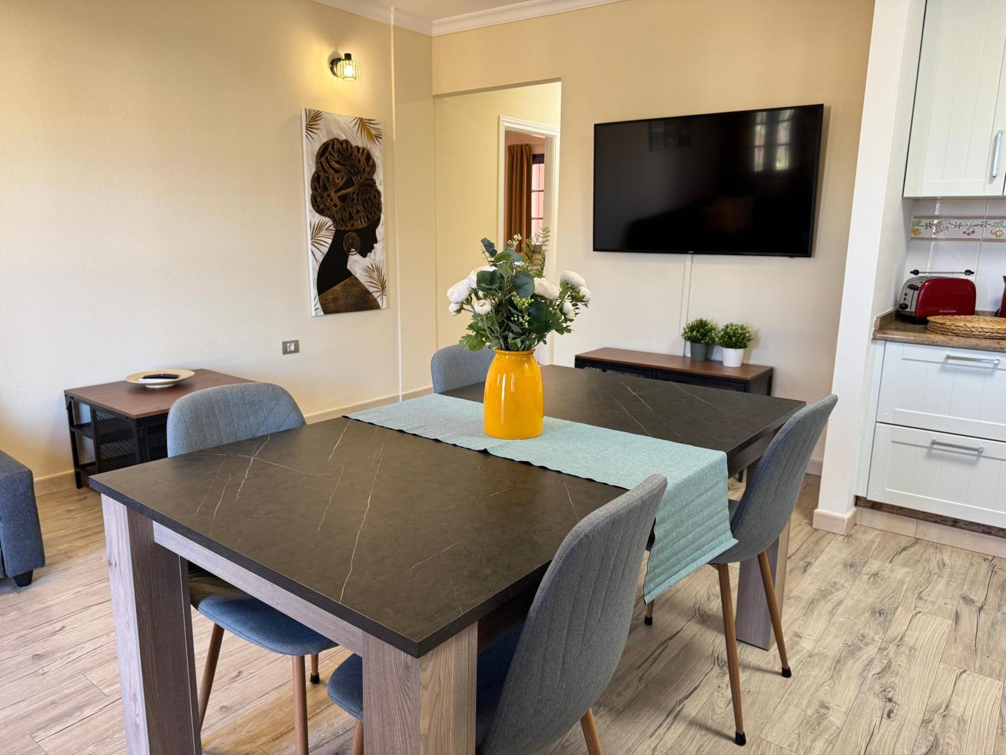 Island Breeze Tenerife Appartement *