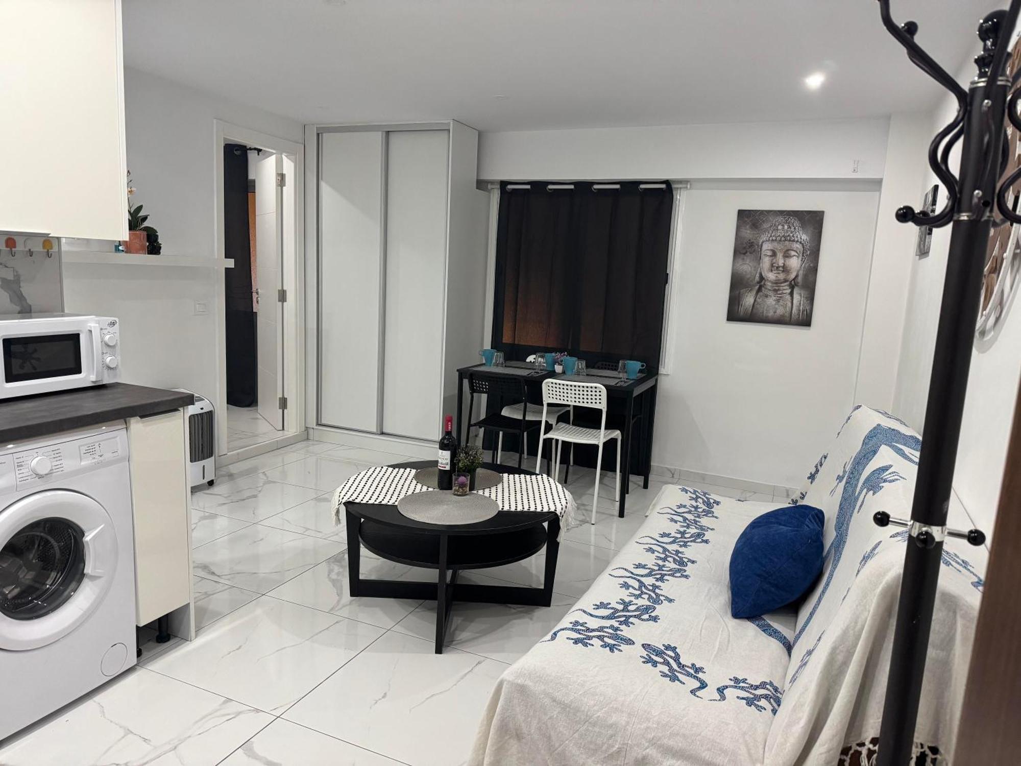Heart Of Cristianos Modern Close To The Sea In Tenerife Apartment