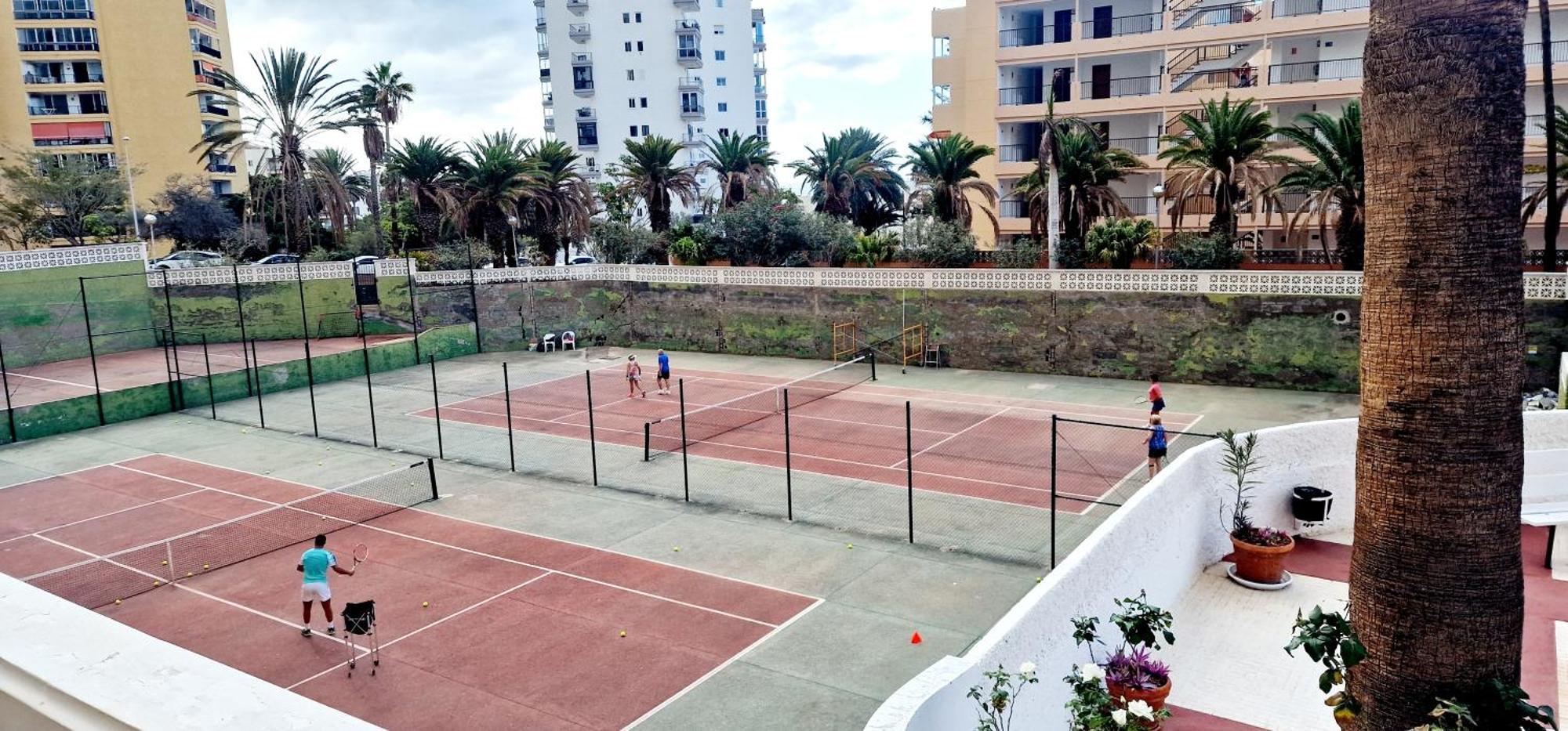 Achacay 2 Bedrooms Pool View Los Cristianos (Tenerife)