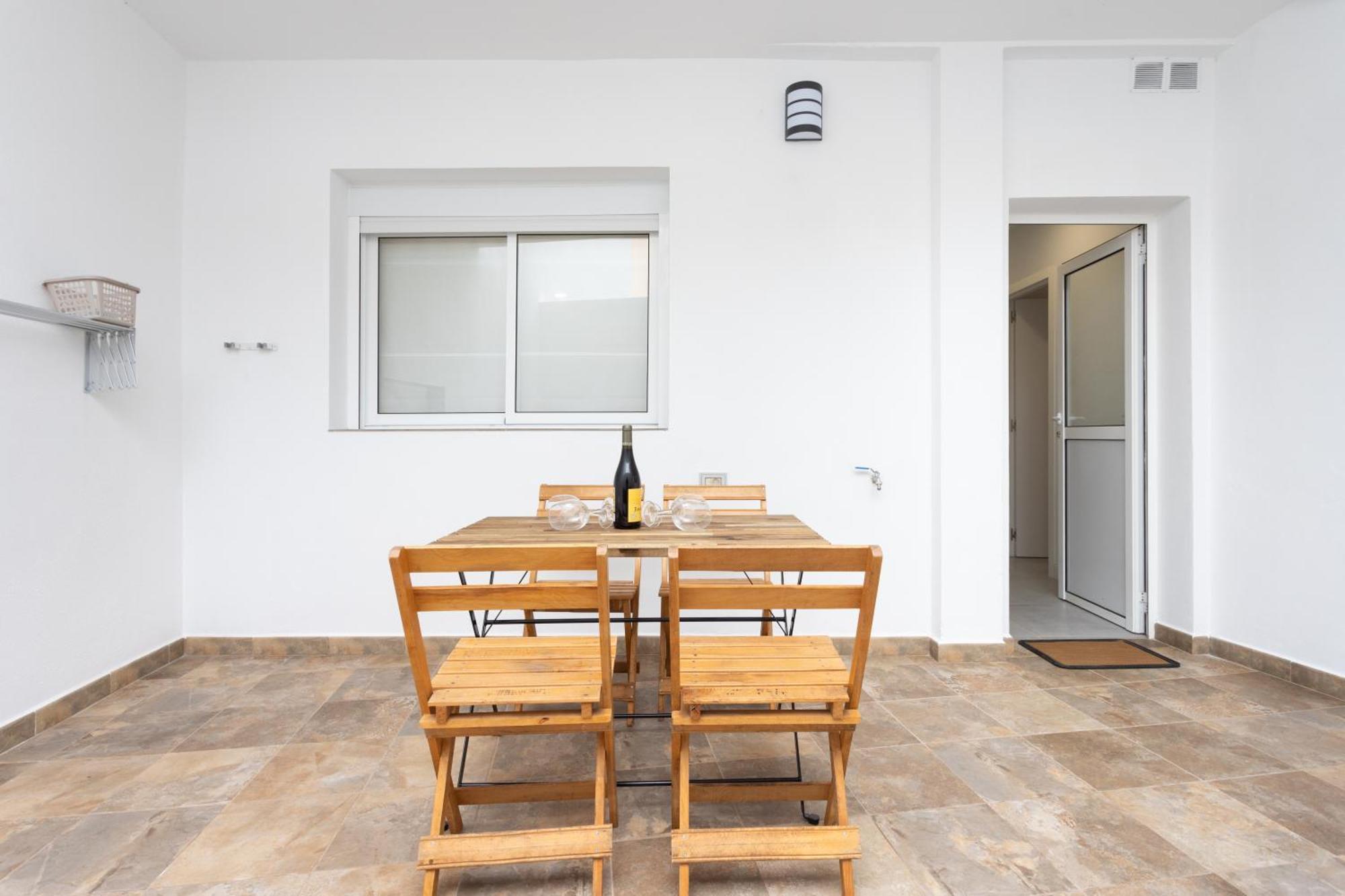 Home2book Modern Indoor Terrace, *