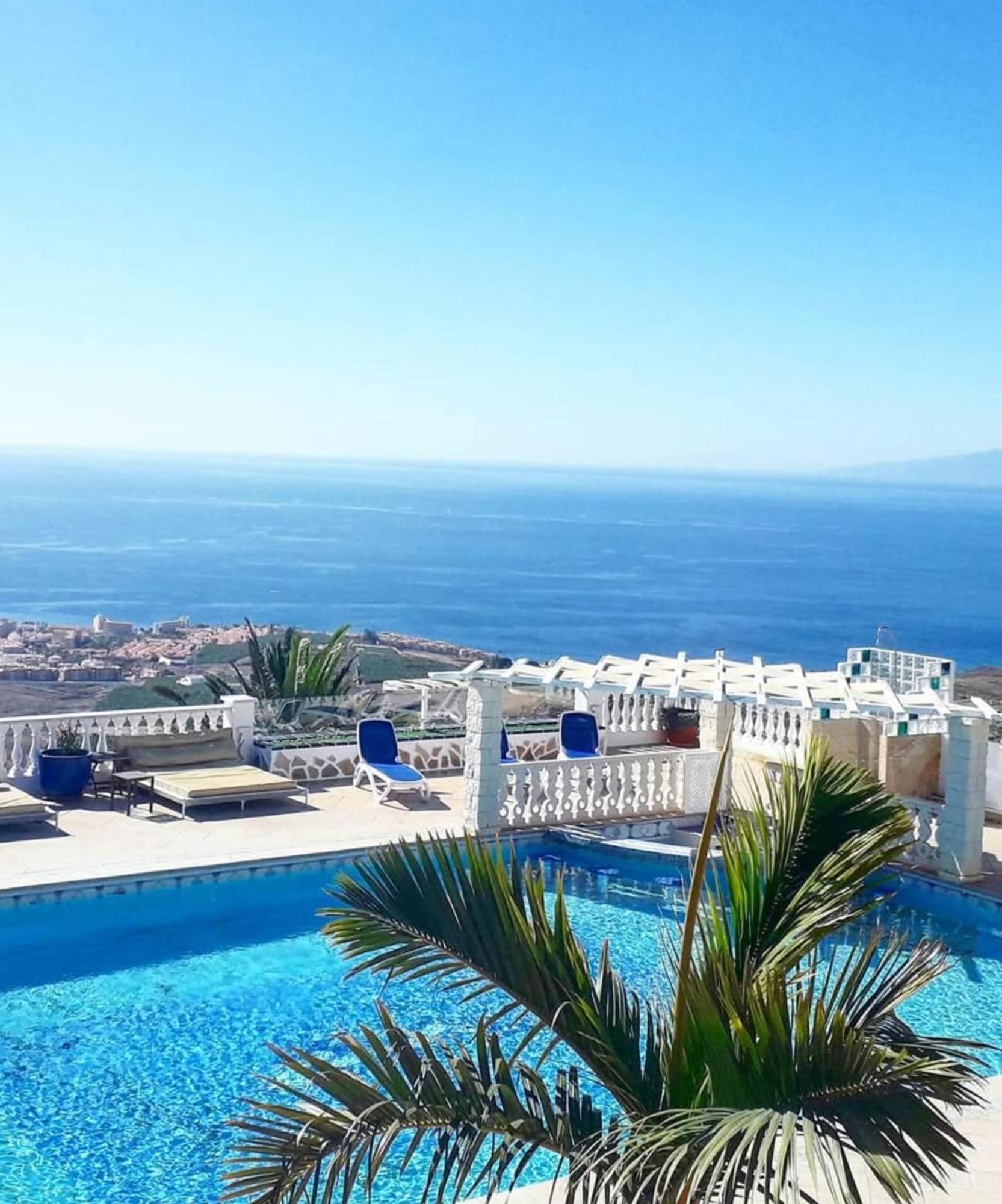Private Luxury With Jacuzzi, Beach Bar, Pool Villa Costa Adeje (Tenerife)