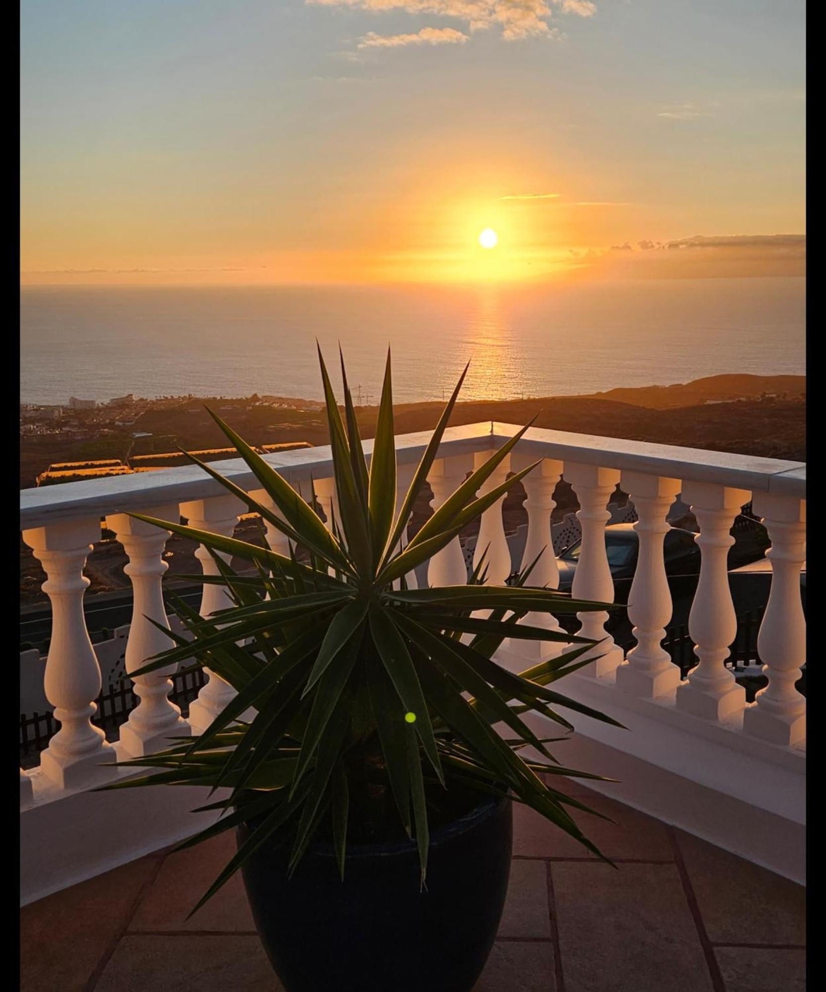 Private Luxury With Jacuzzi, Beach Bar, Pool Costa Adeje (Tenerife)