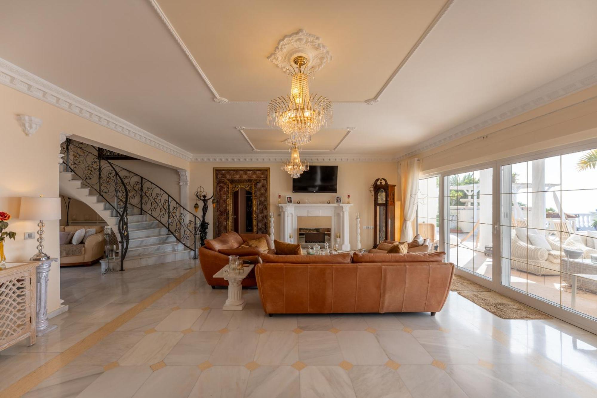 Private Luxury With Jacuzzi, Beach Bar, Pool Villa