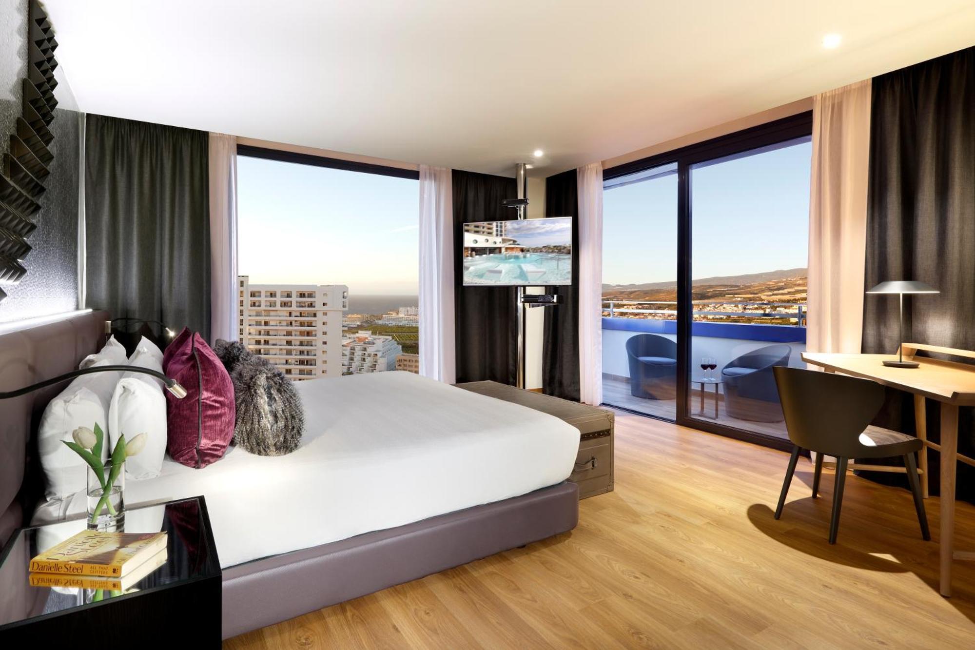 Hard Rock Tenerife 5*