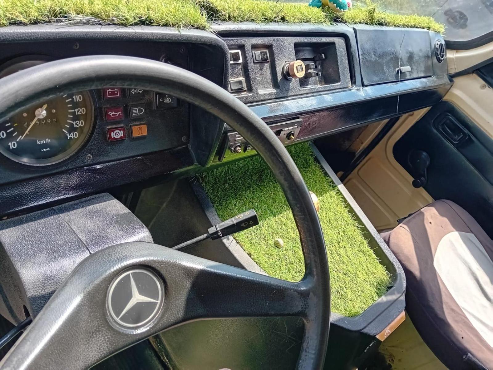 Campo de lujo Tenerife Mercedes For Drive In Canary Island *