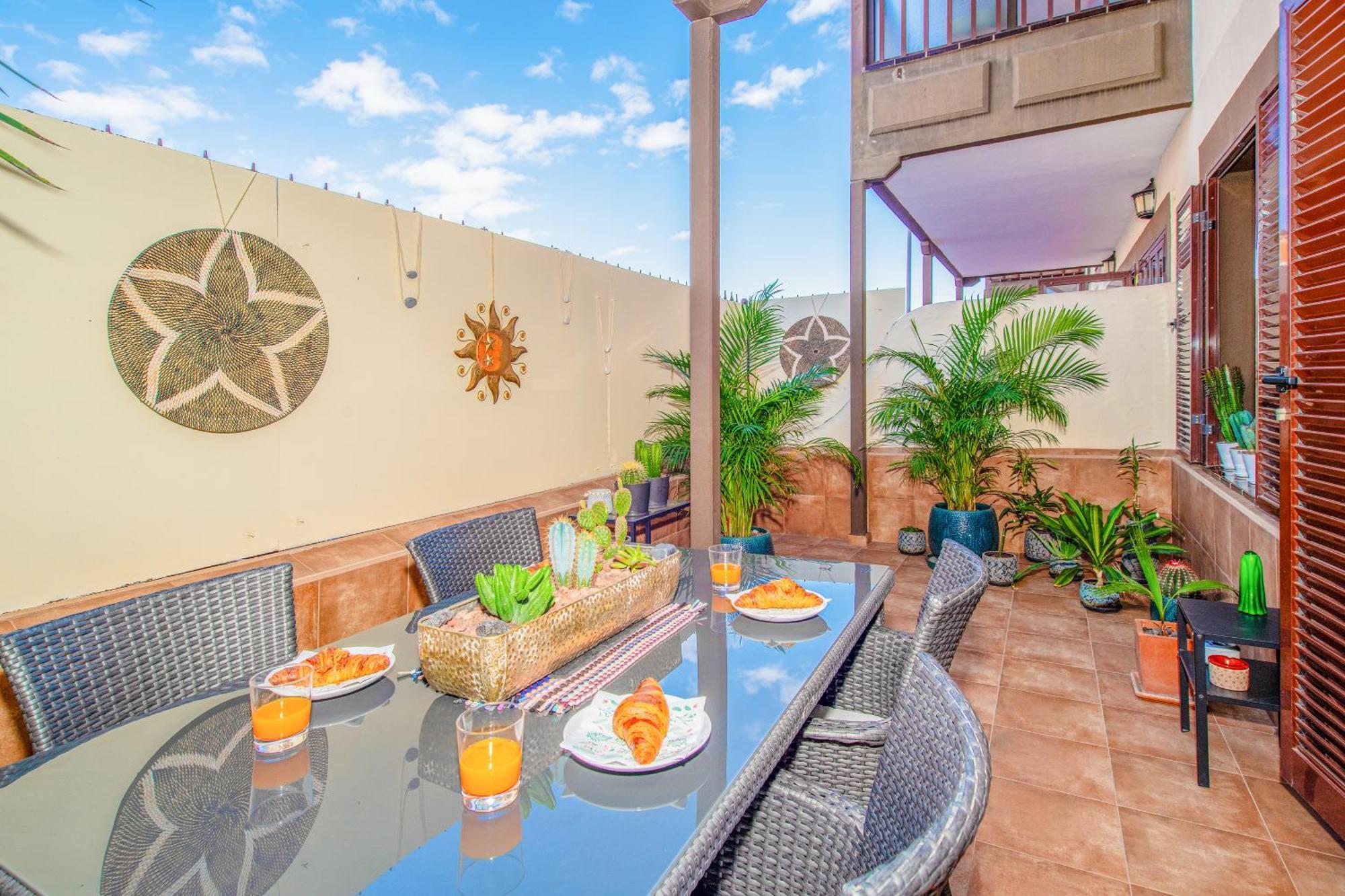 Modern 1bd With A Patio And Pool, Balcon Del Mar, B52 Apartment *
