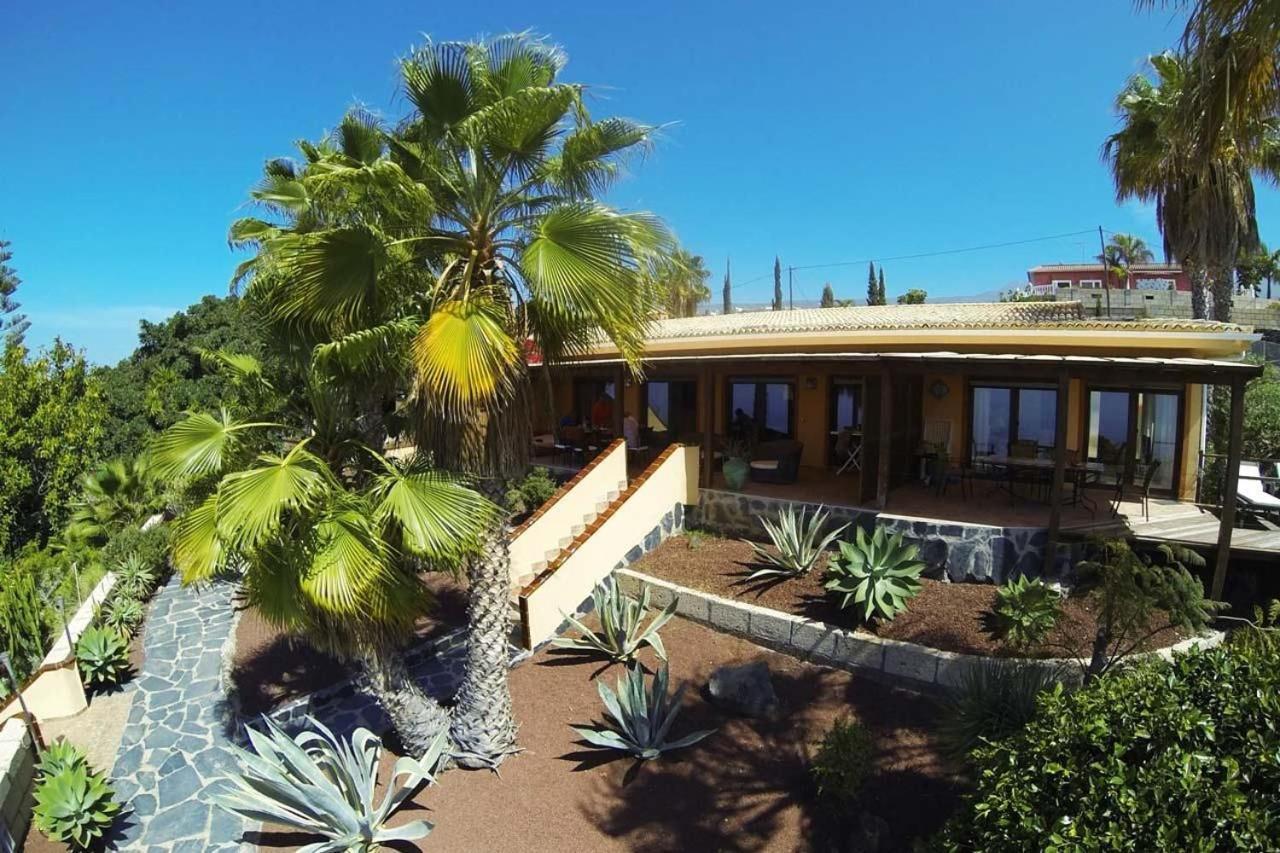 Casa Sevilla Mit Hellem Wohnbereich Und Terrasse * Guía de Isora