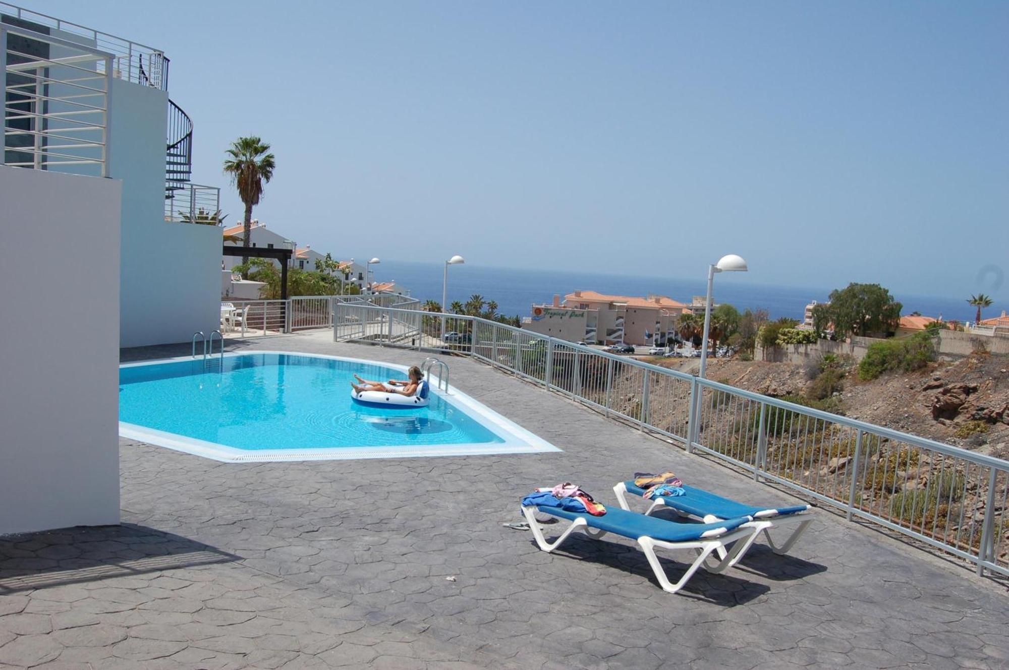 Duplex Avalon Callao Salvaje