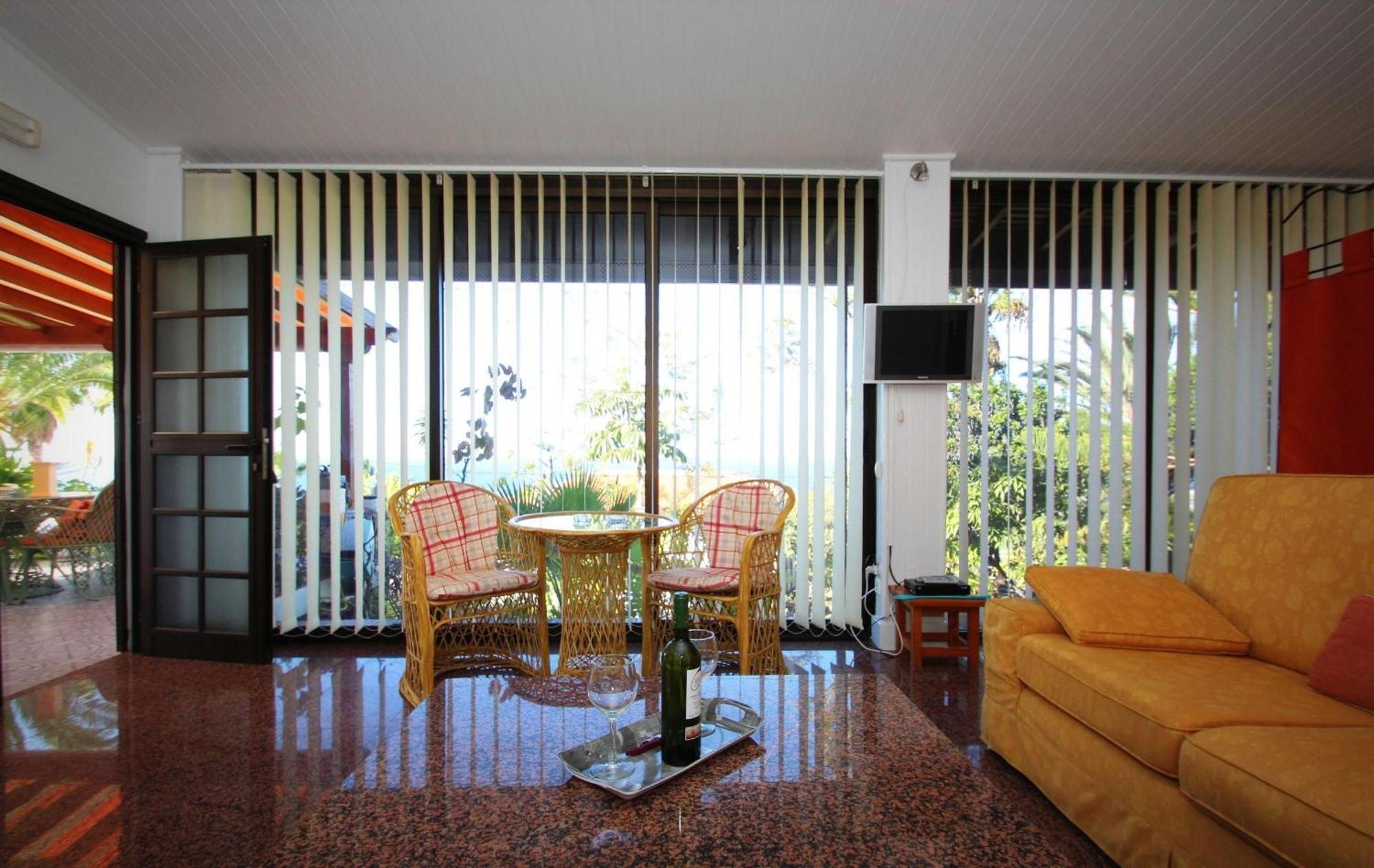 Gut Ausgestattetes Ferienstudio Mit Terrasse Apartamento *