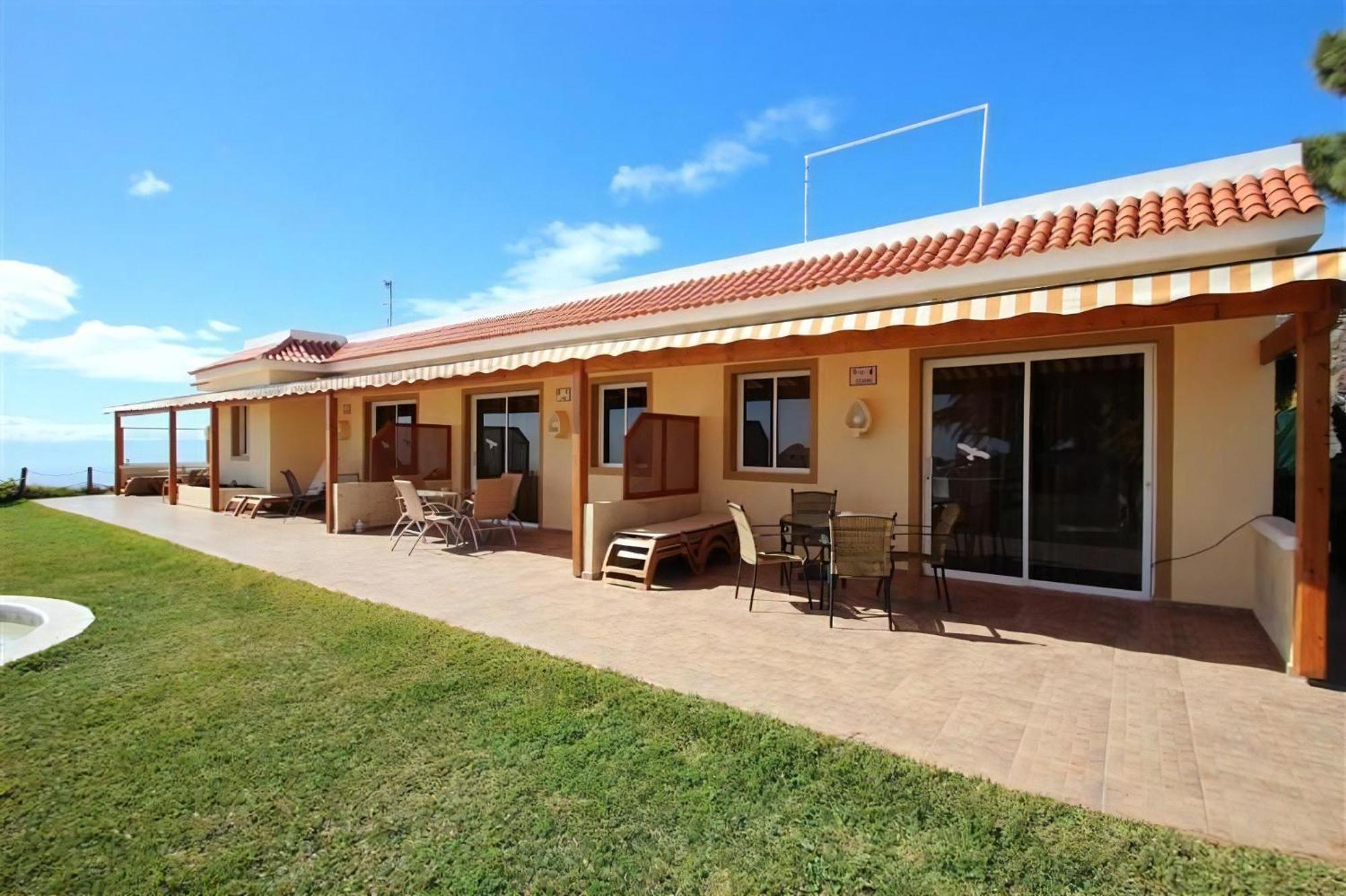 Apartamento Modern Eingerichtete Leon Mit Terrasse