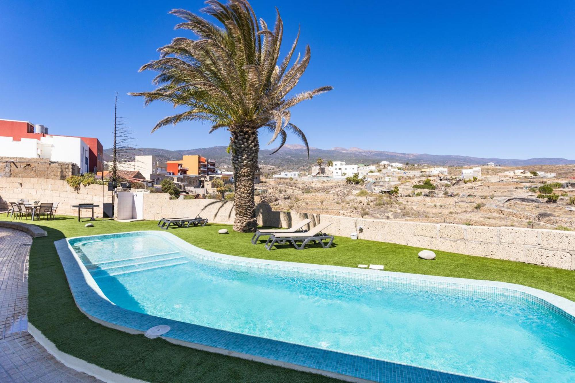 Apartamento Oasis Tenerife Rentals Con Piscina Climatizada, Cocina Exterior Y Barbacoa