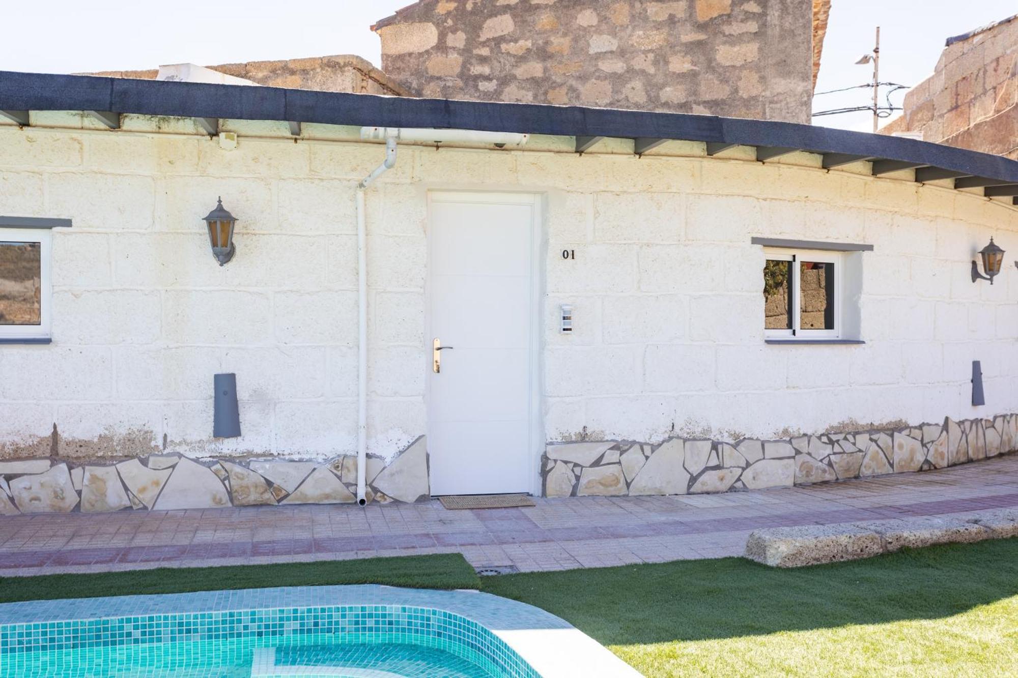 Oasis Tenerife Rentals Con Piscina Climatizada, Cocina Exterior Y Barbacoa Apartamento El Draguito