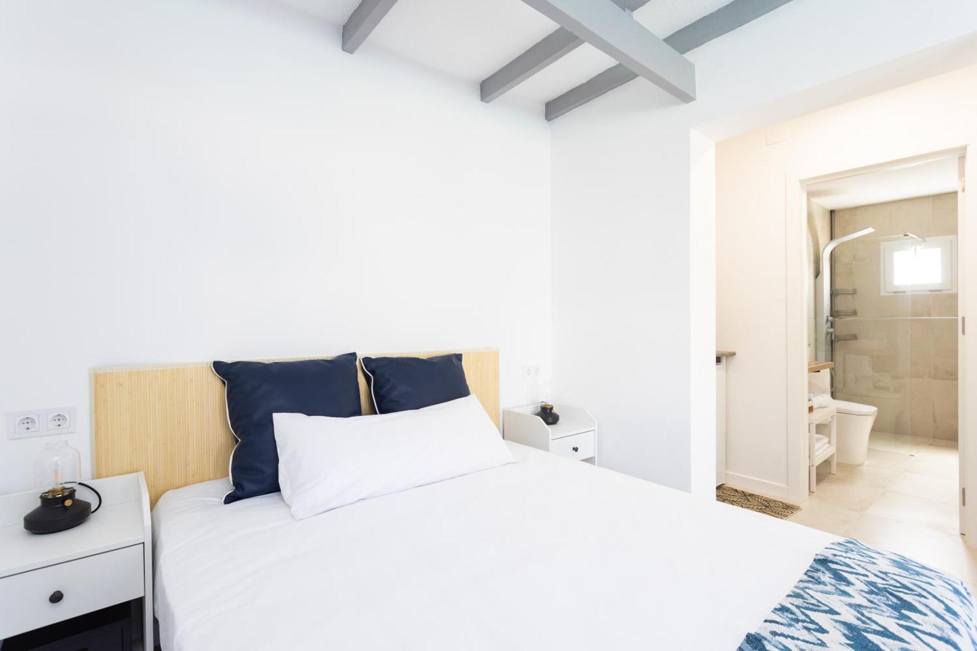 Oasis Tenerife Rentals Con Piscina Climatizada, Cocina Exterior Y Barbacoa