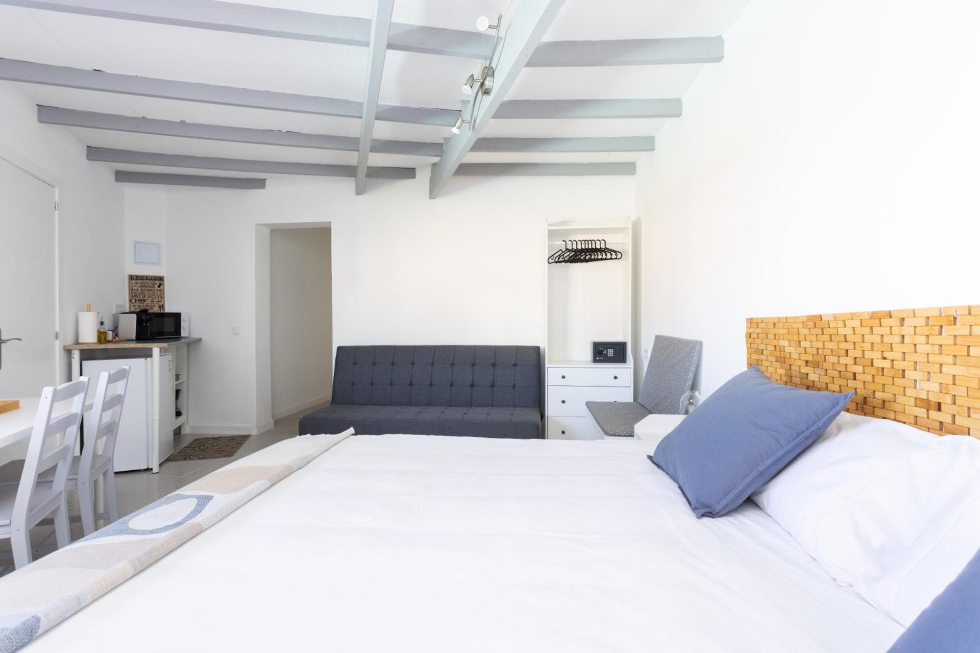 Oasis Tenerife Rentals Con Piscina Climatizada, Cocina Exterior Y Barbacoa