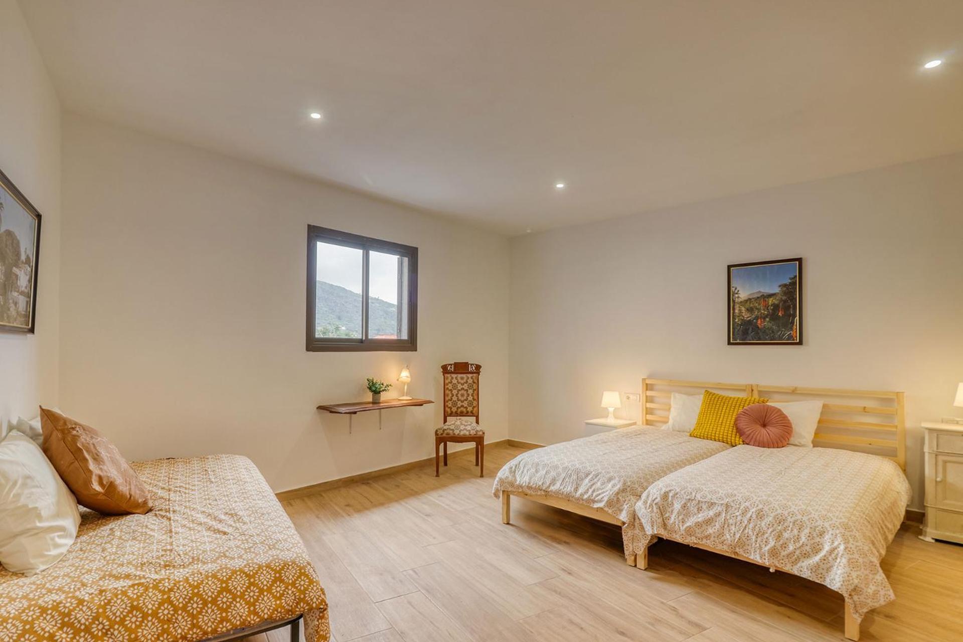 Spacious House With Bbq And Ocean Teide View, 10 Minutes From * Puerto de la Cruz (Tenerife)