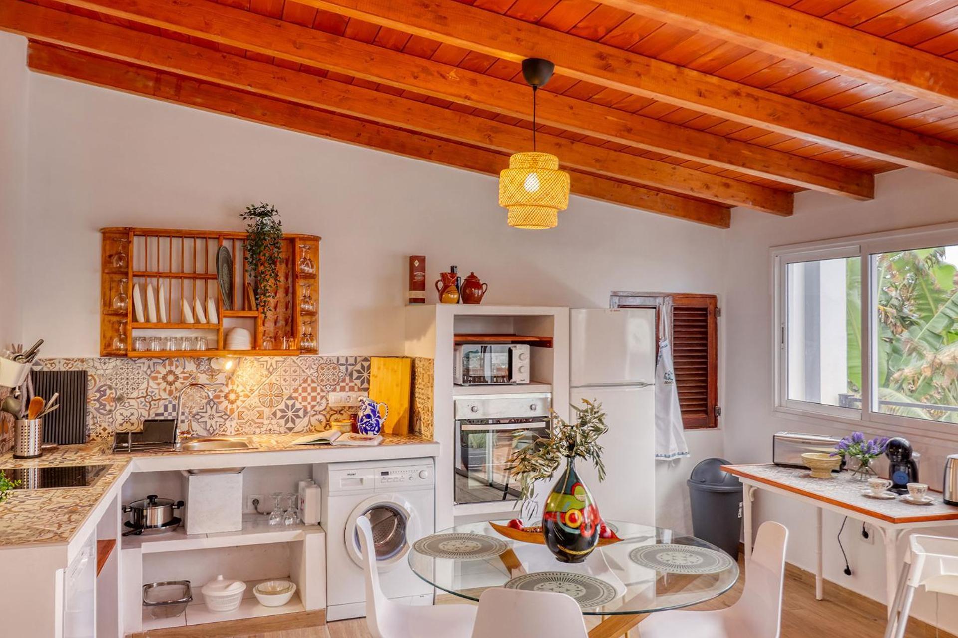 Spacious House With Bbq And Ocean Teide View, 10 Minutes From Apartamento Puerto de la Cruz (Tenerife)