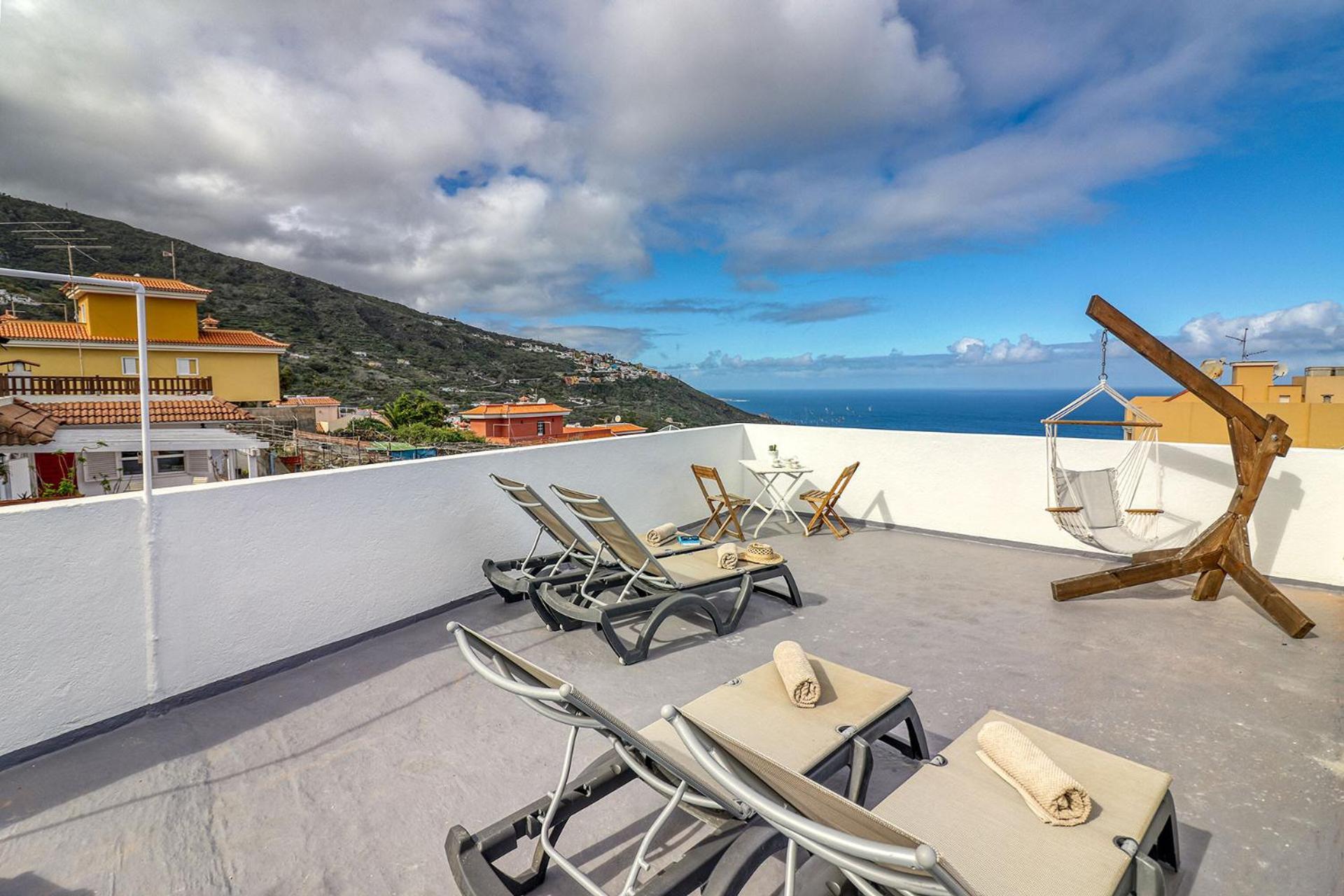 Spacious House With Bbq And Ocean Teide View, 10 Minutes From * Puerto de la Cruz (Tenerife)