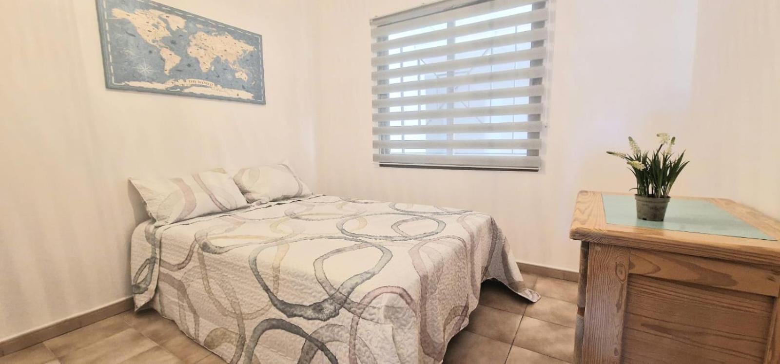 Apartment Spacious 3-bedroom Duplex With Heated Pool & Ocean View In Castle Harbour, Arona