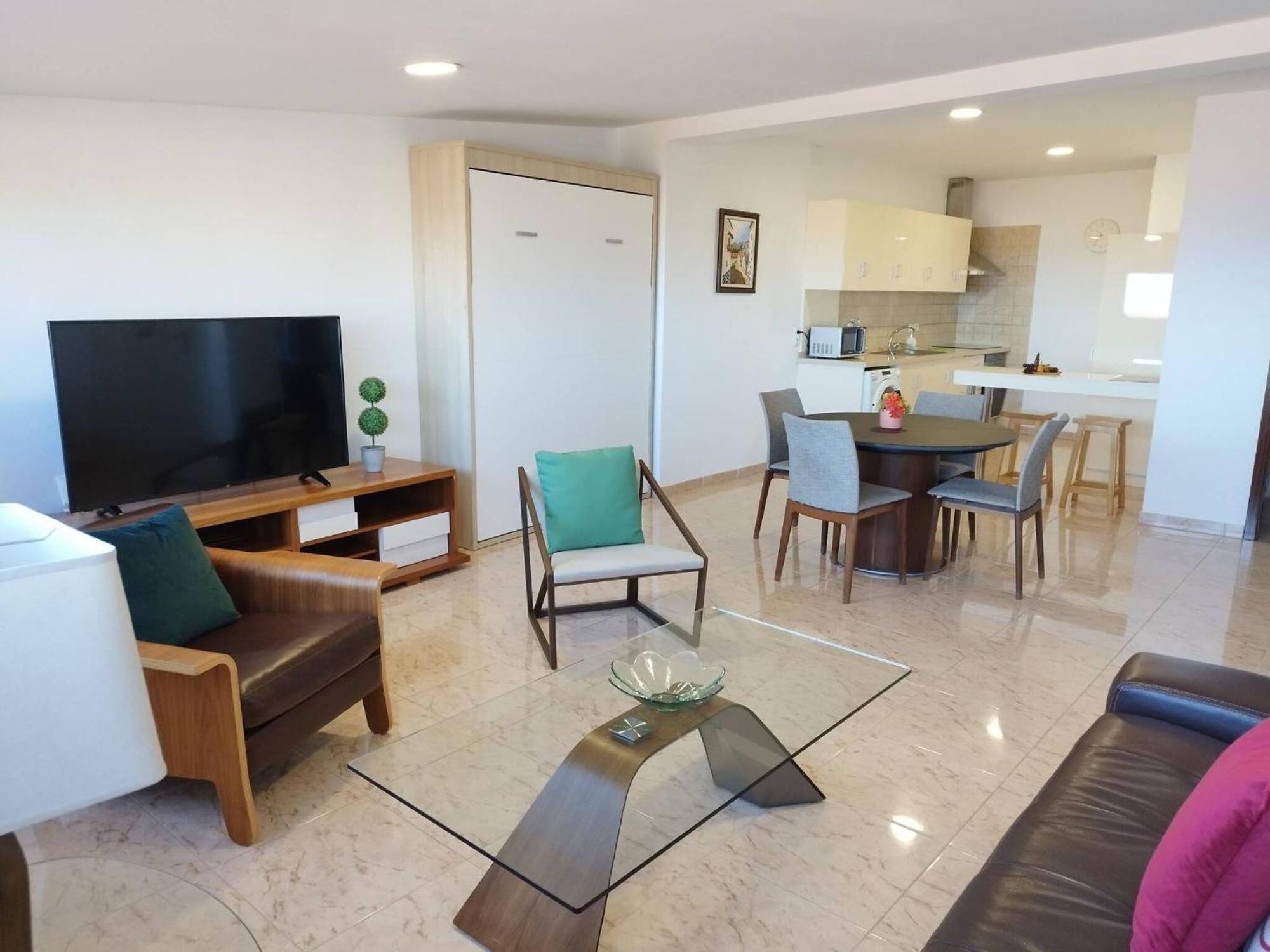 Lucia Holiday home *