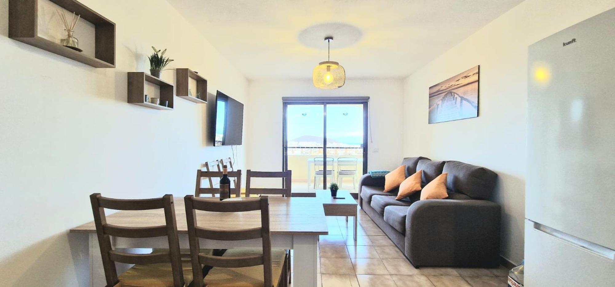 Spacious 3-bedroom Duplex With Heated Pool & Ocean View In Castle Harbour, Arona Apartment *