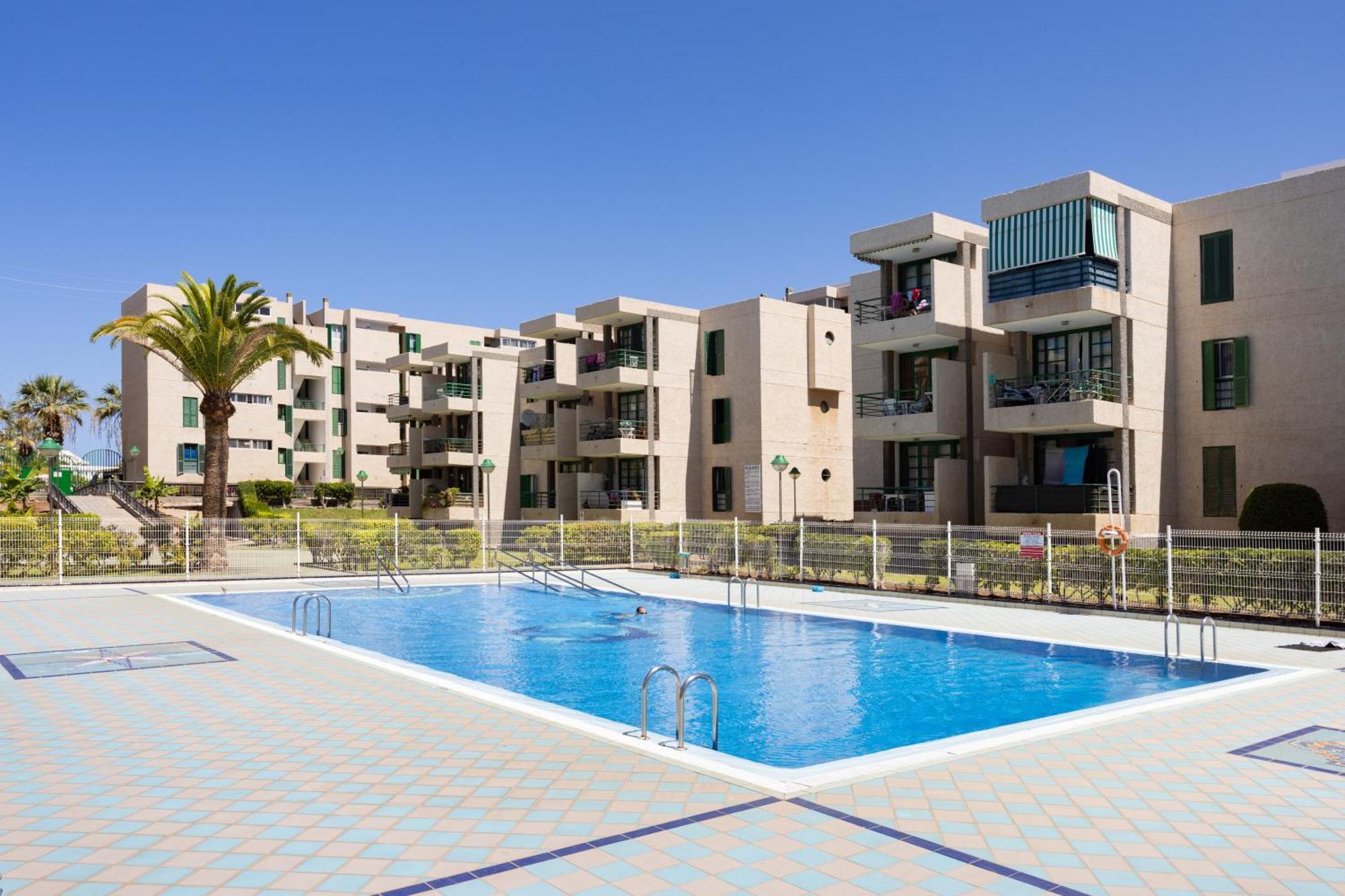 Classbnb - Three Spacious 150m From The Americas Promenade Apartment Arona (Tenerife)